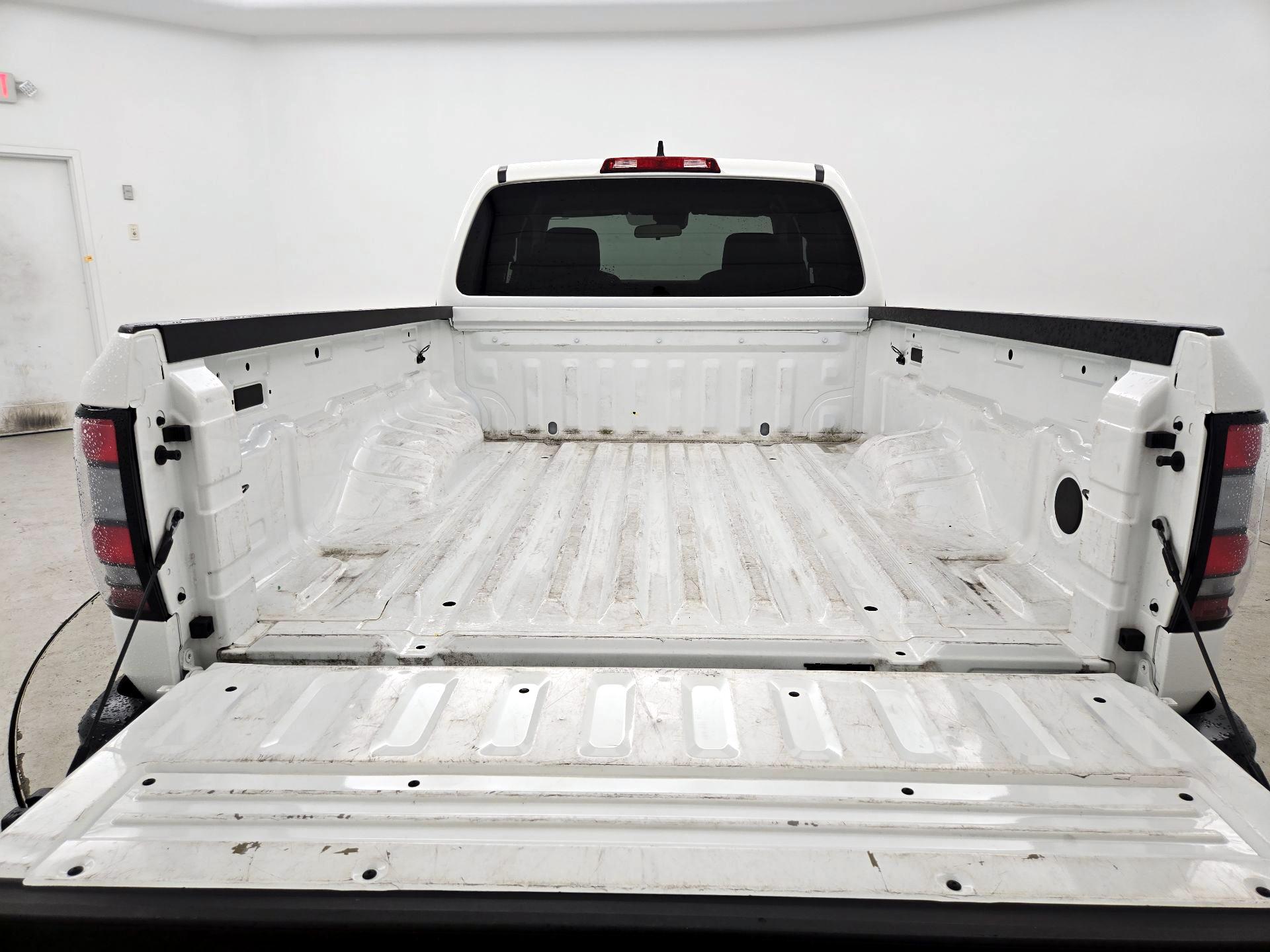 Thumbnail: 2022 Nissan Frontier - 20