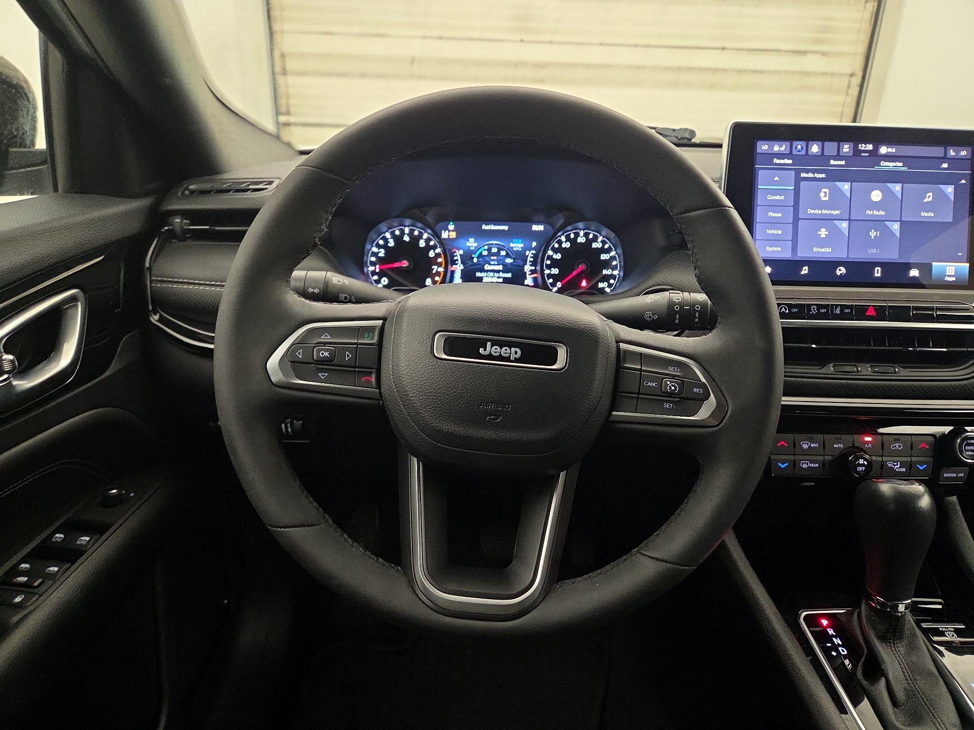 Thumbnail: 2023 Jeep Compass - 10