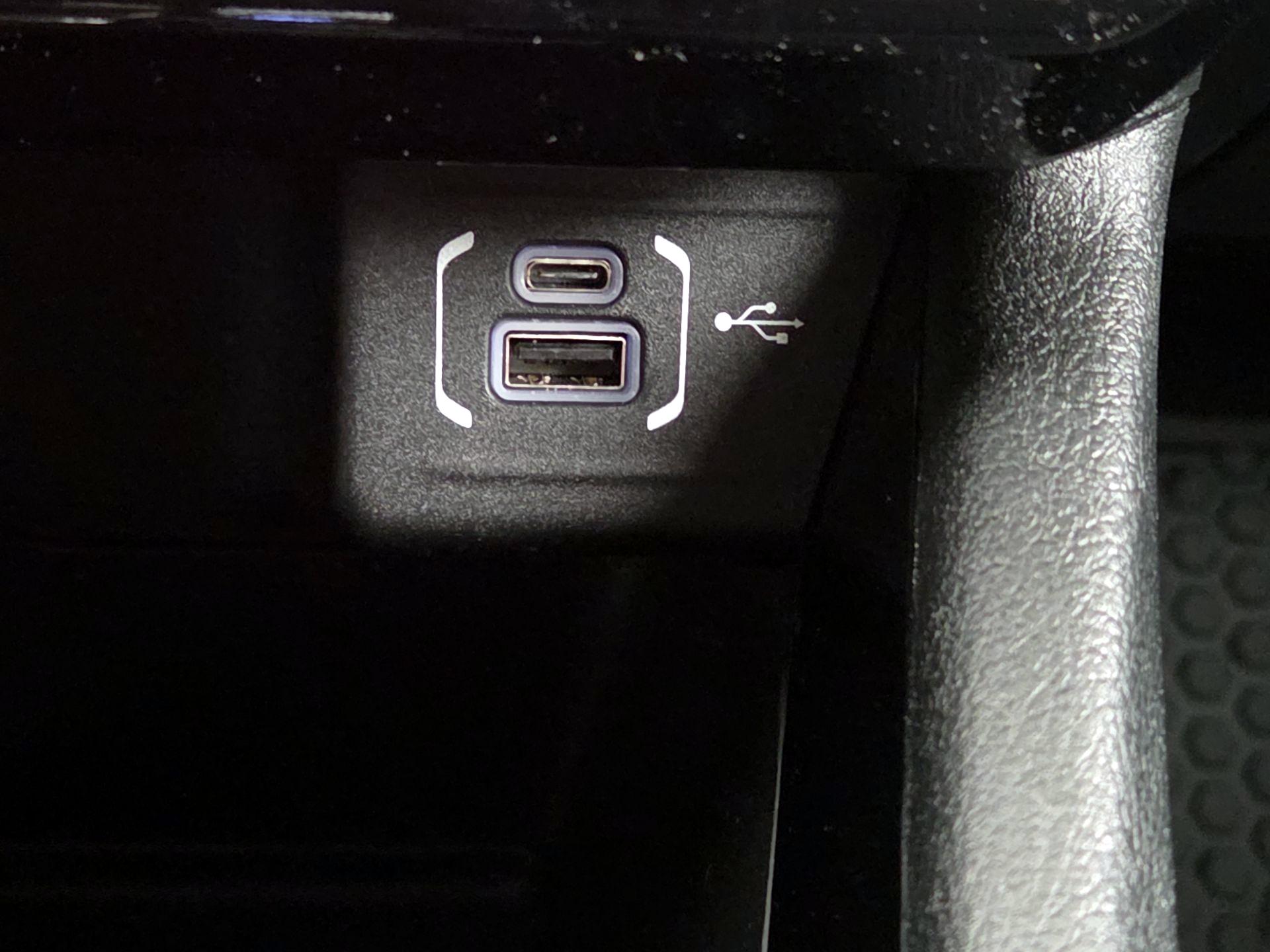 Thumbnail: 2023 Jeep Compass - 18