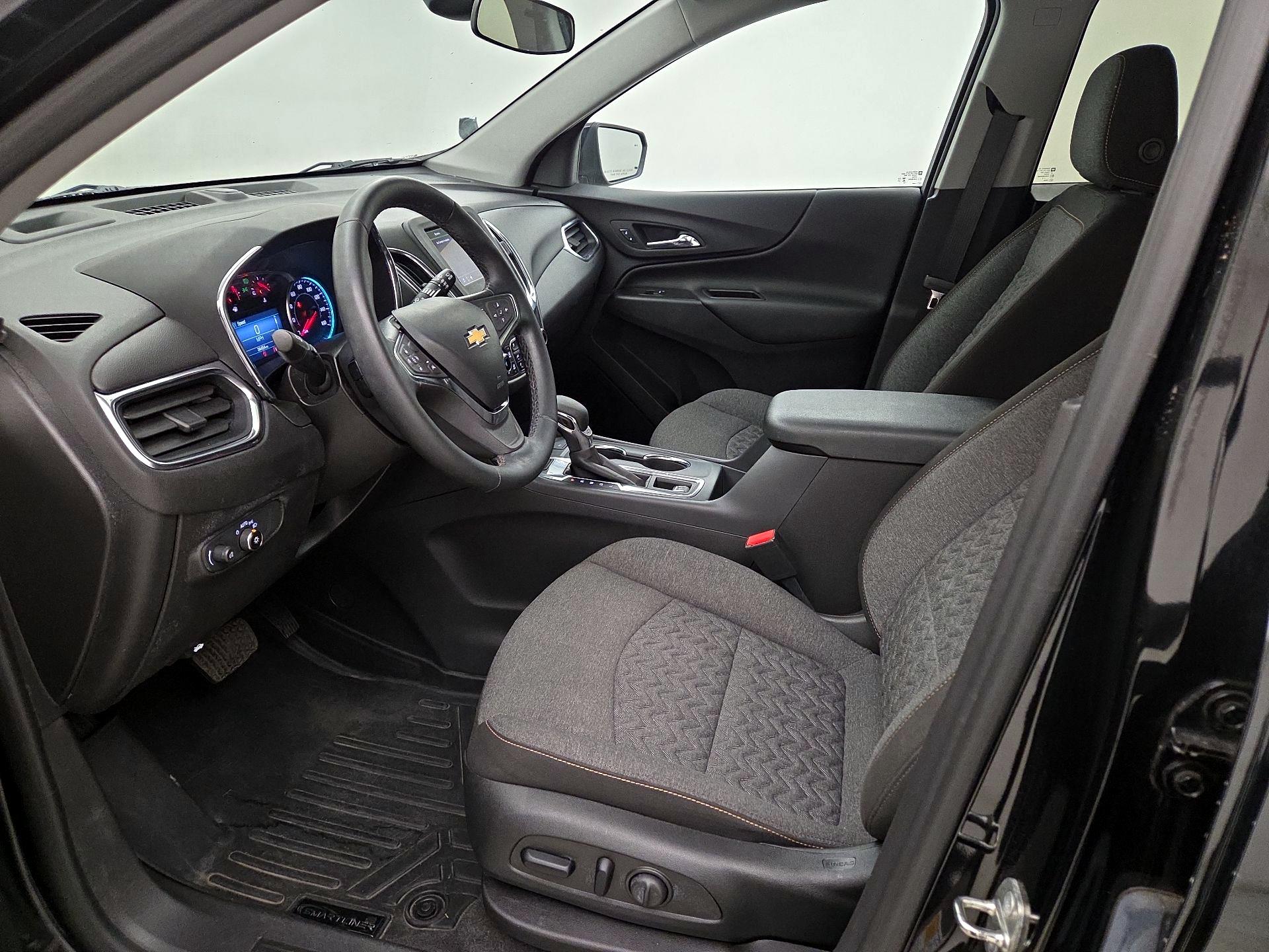 Thumbnail: 2023 Chevrolet Equinox - 9