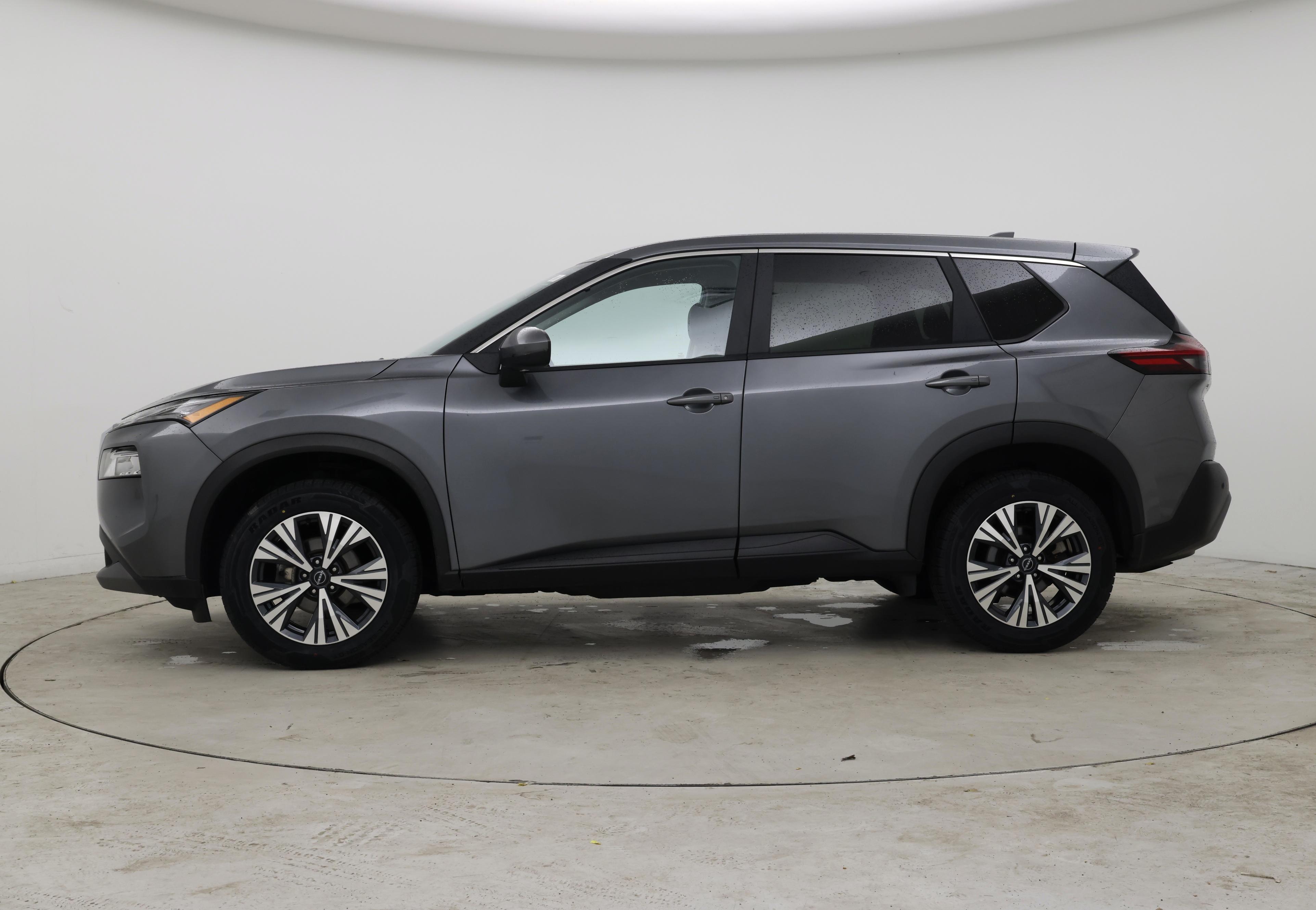 Thumbnail: 2022 Nissan Rogue - 3