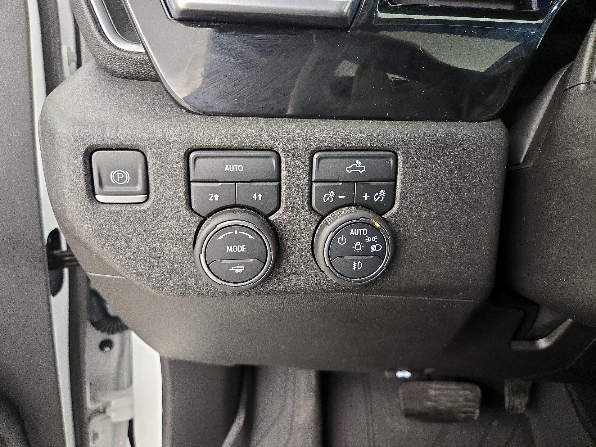 Thumbnail: 2022 Chevrolet Silverado 1500 - 13