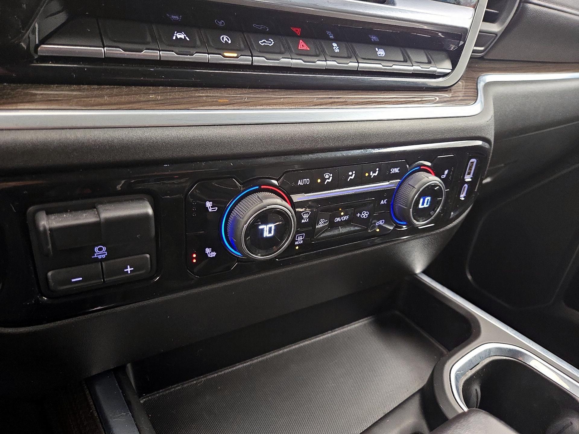 Thumbnail: 2022 Chevrolet Silverado 1500 - 16