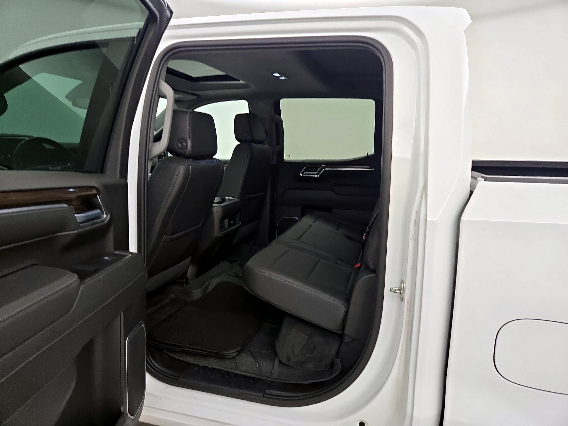 Thumbnail: 2022 Chevrolet Silverado 1500 - 20