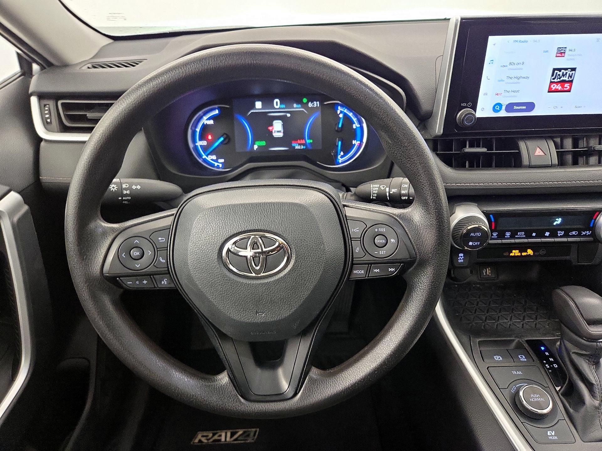 Thumbnail: 2023 Toyota RAV4 - 10