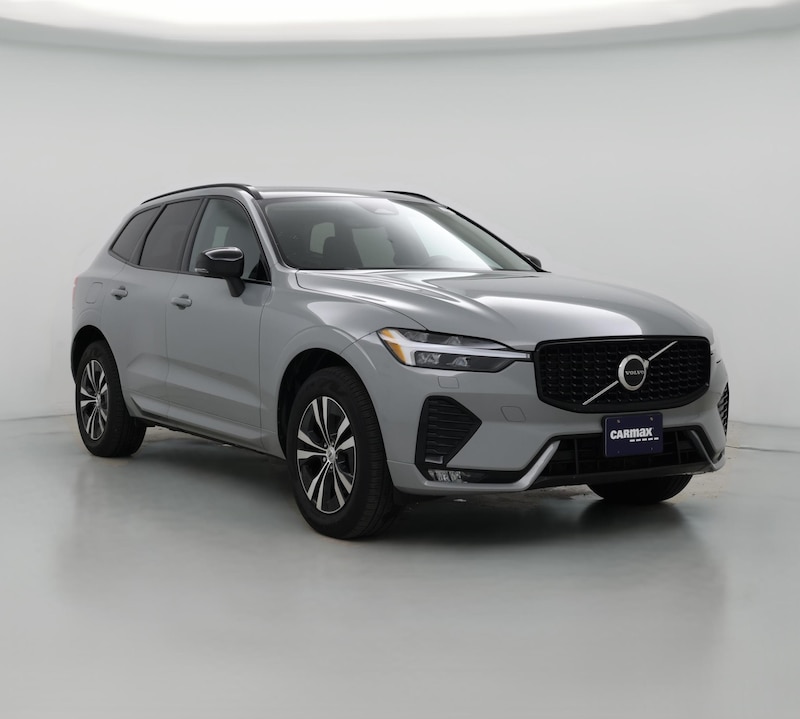 2024 Volvo XC60 B5 Plus Dark Theme