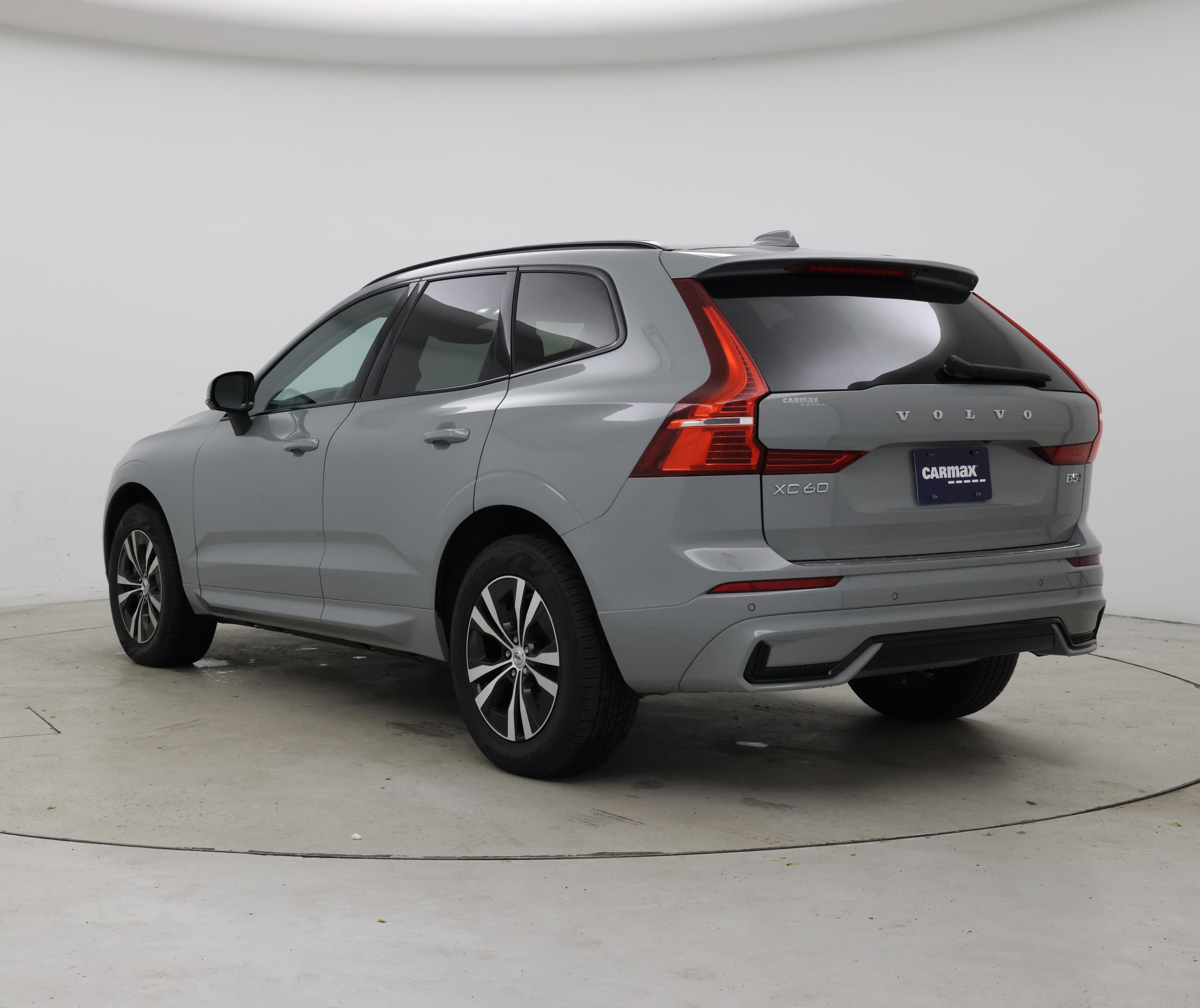 Thumbnail: 2024 Volvo XC60 - 2