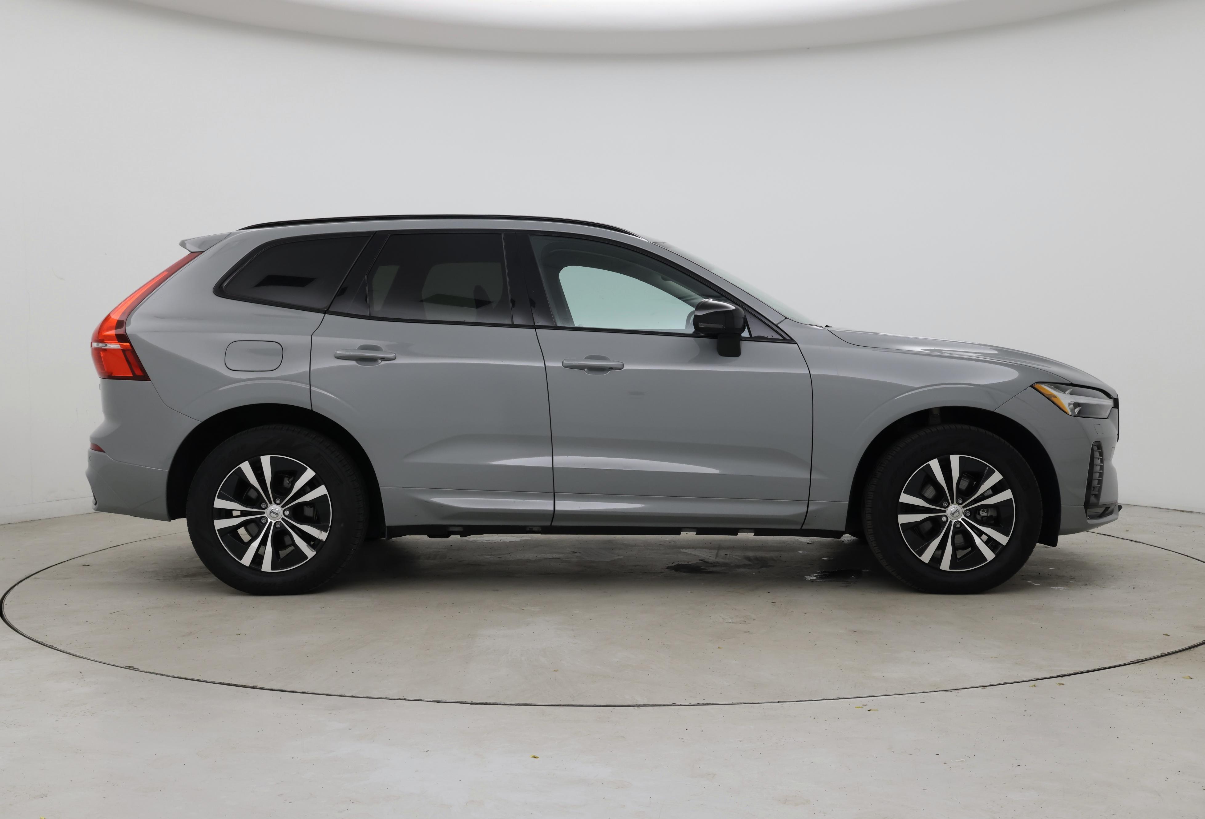 Thumbnail: 2024 Volvo XC60 - 7