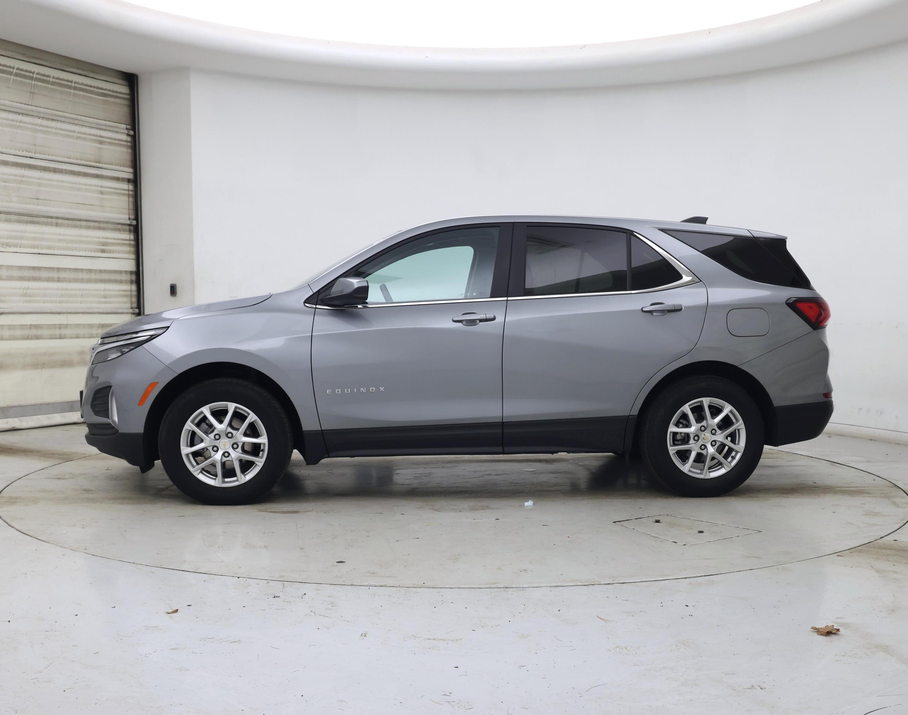 Thumbnail: 2023 Chevrolet Equinox - 3