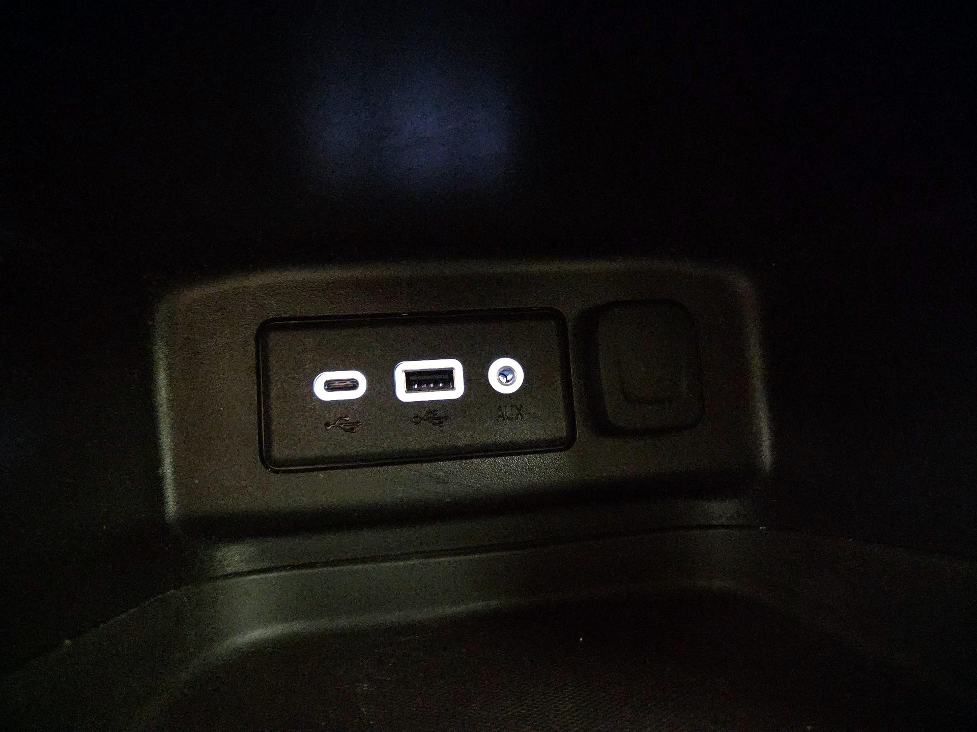 Thumbnail: 2023 Chevrolet Equinox - 18