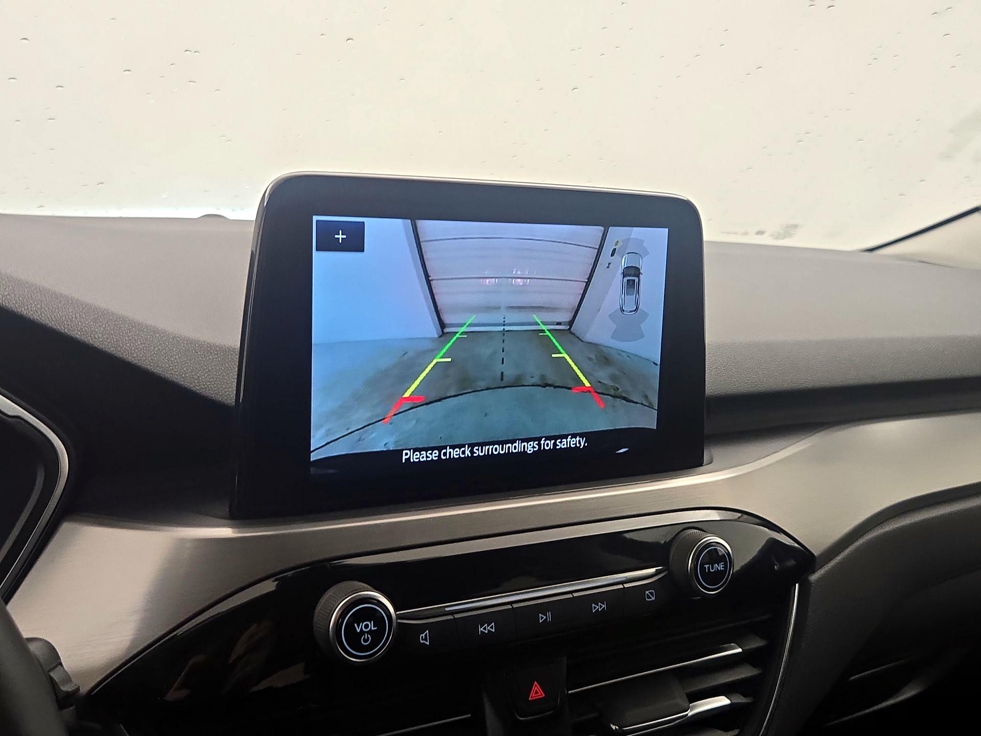 Thumbnail: 2022 Ford Escape - 15