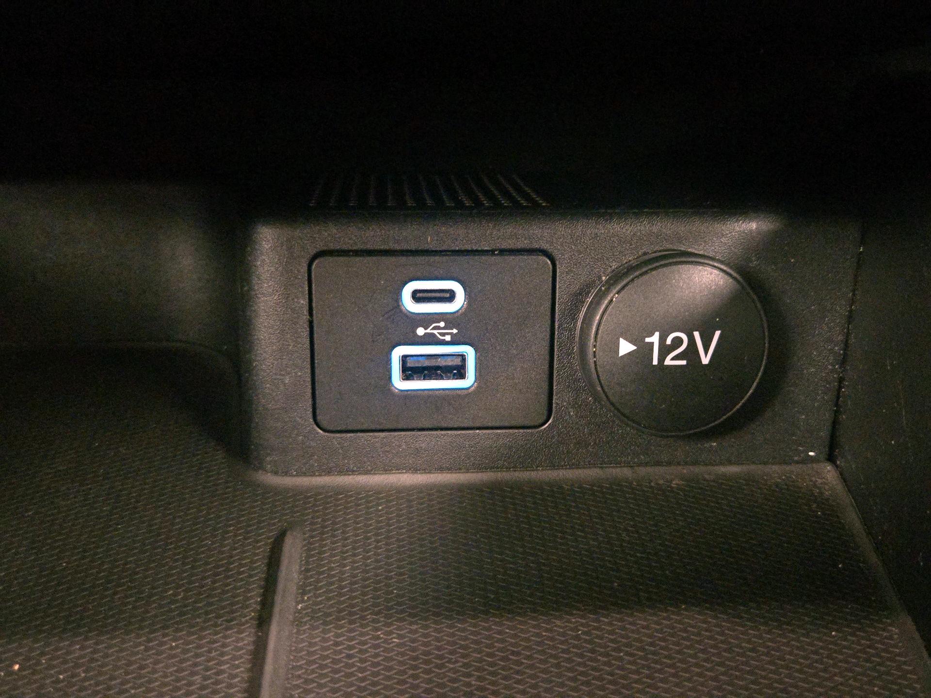 Thumbnail: 2022 Ford Escape - 19