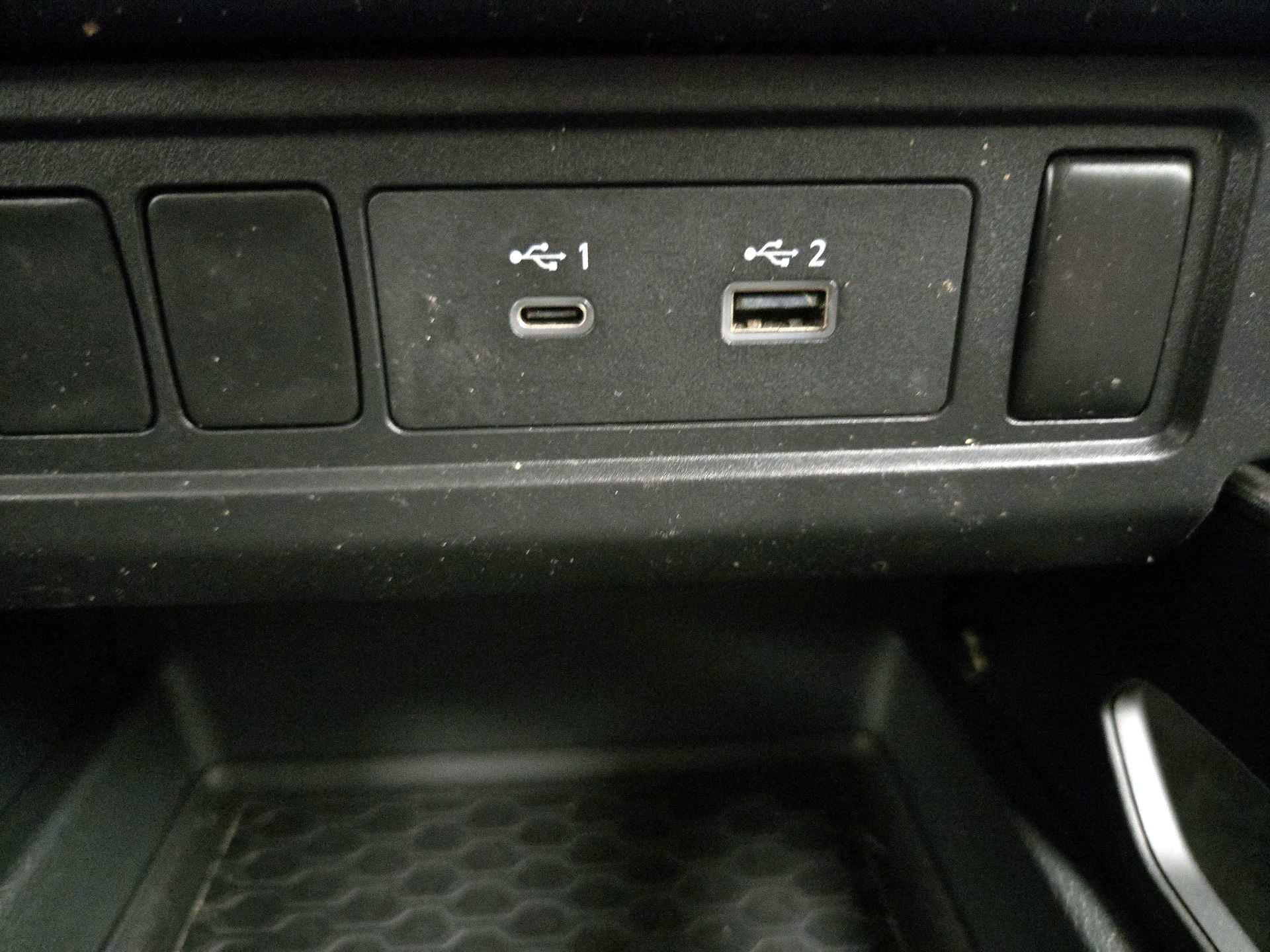 Thumbnail: 2022 Nissan Frontier - 18