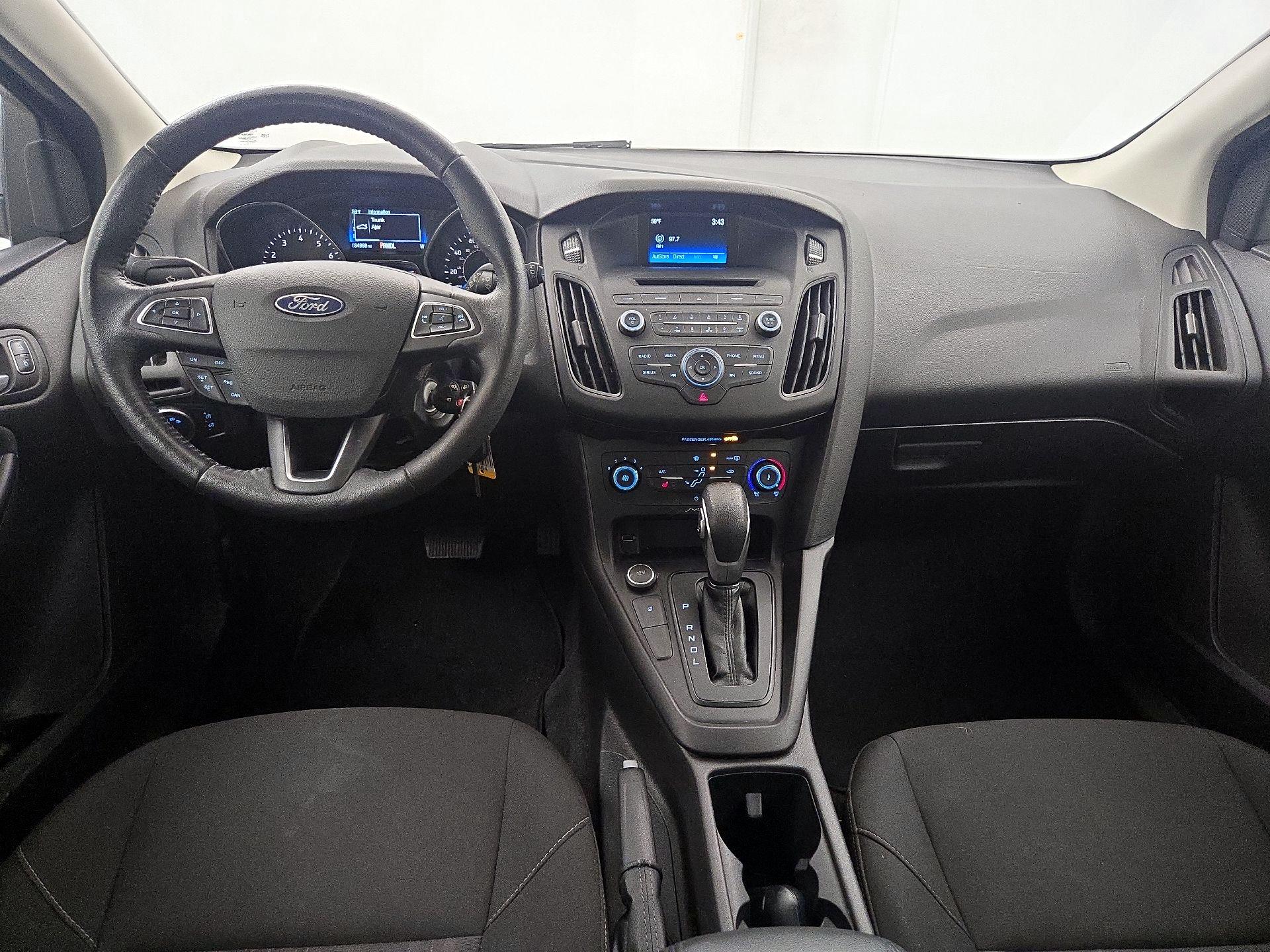 Thumbnail: 2017 Ford Focus - 9