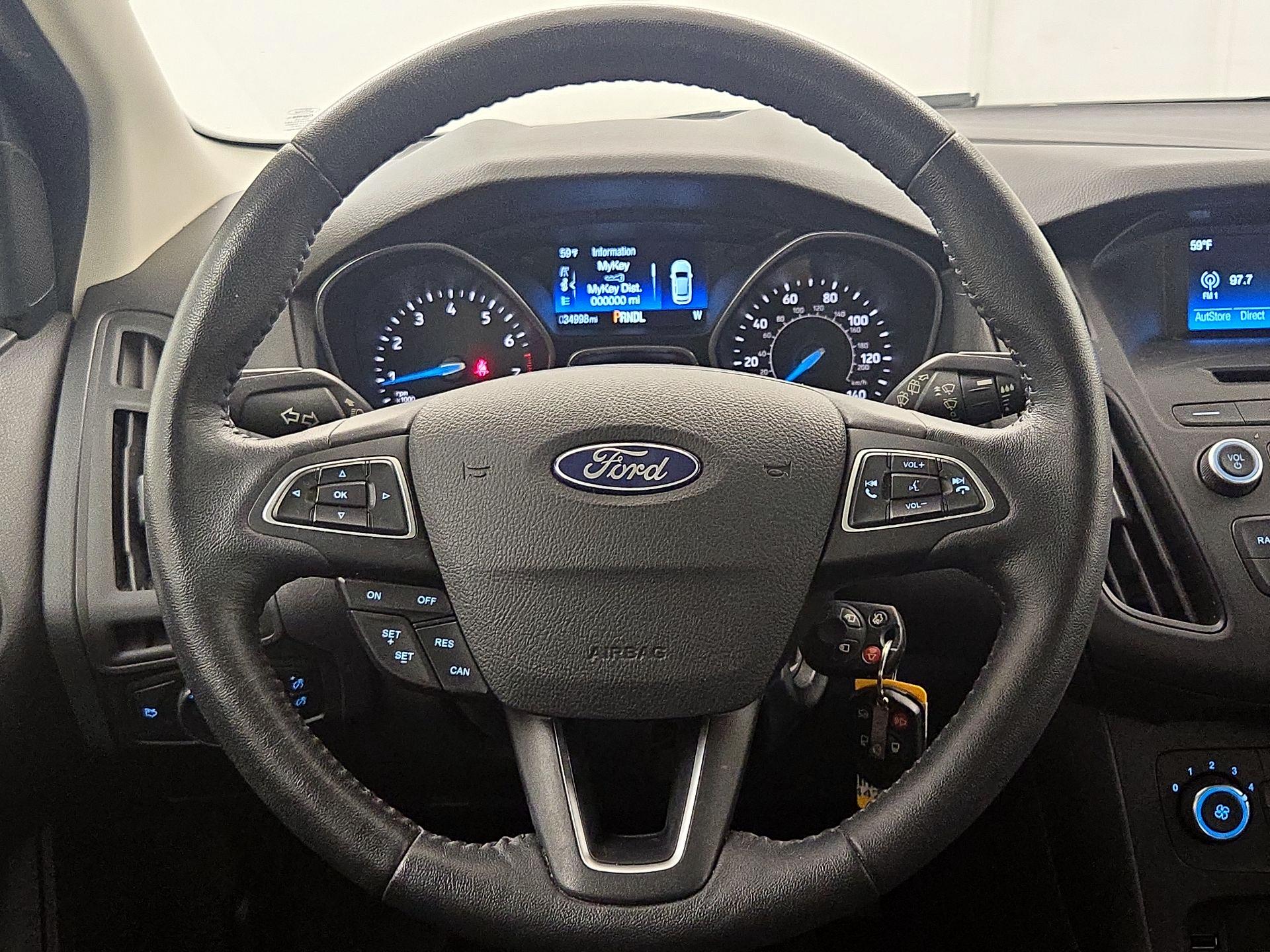 Thumbnail: 2017 Ford Focus - 10