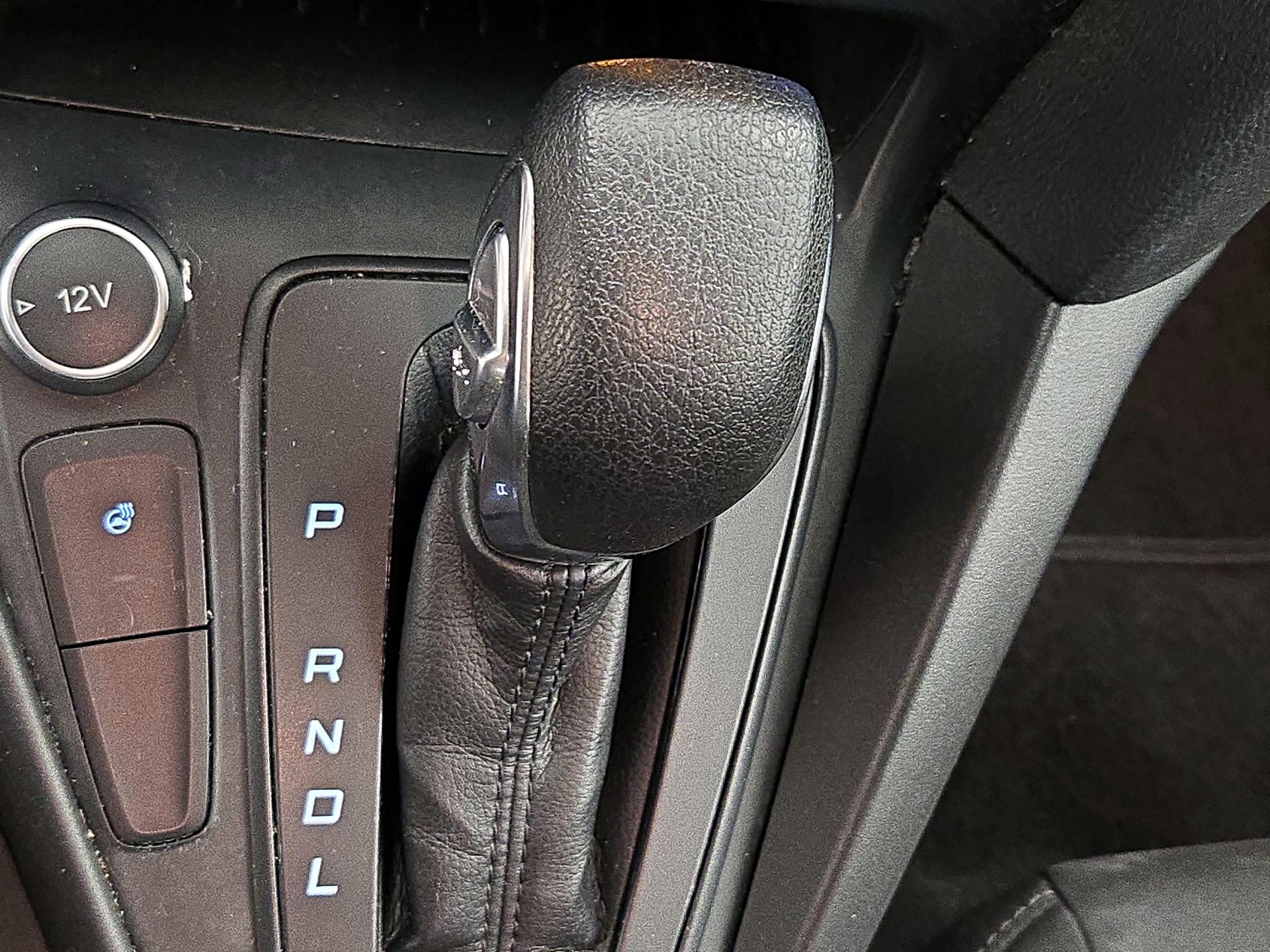 Thumbnail: 2017 Ford Focus - 17