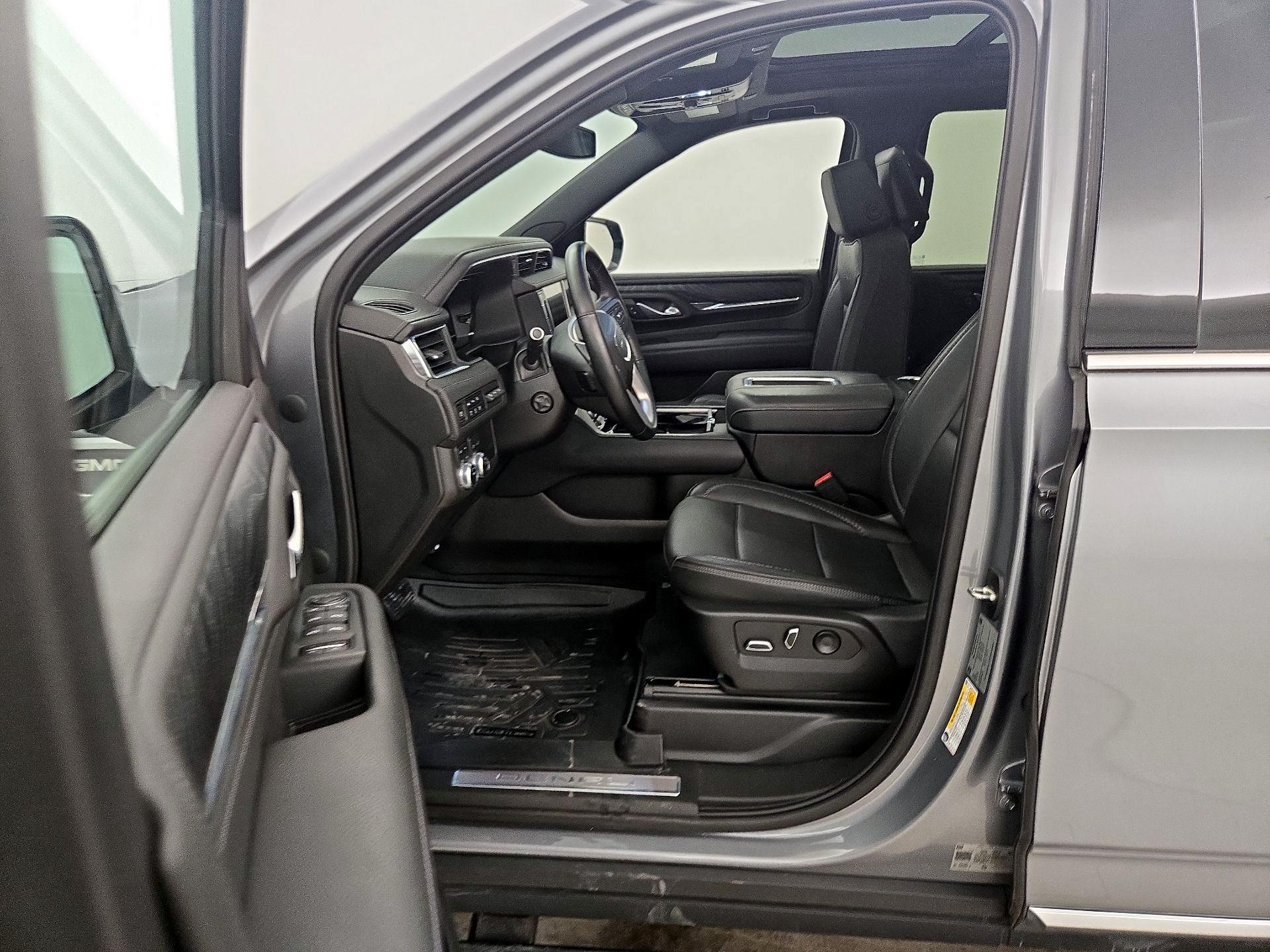 Thumbnail: 2023 GMC Yukon - 11