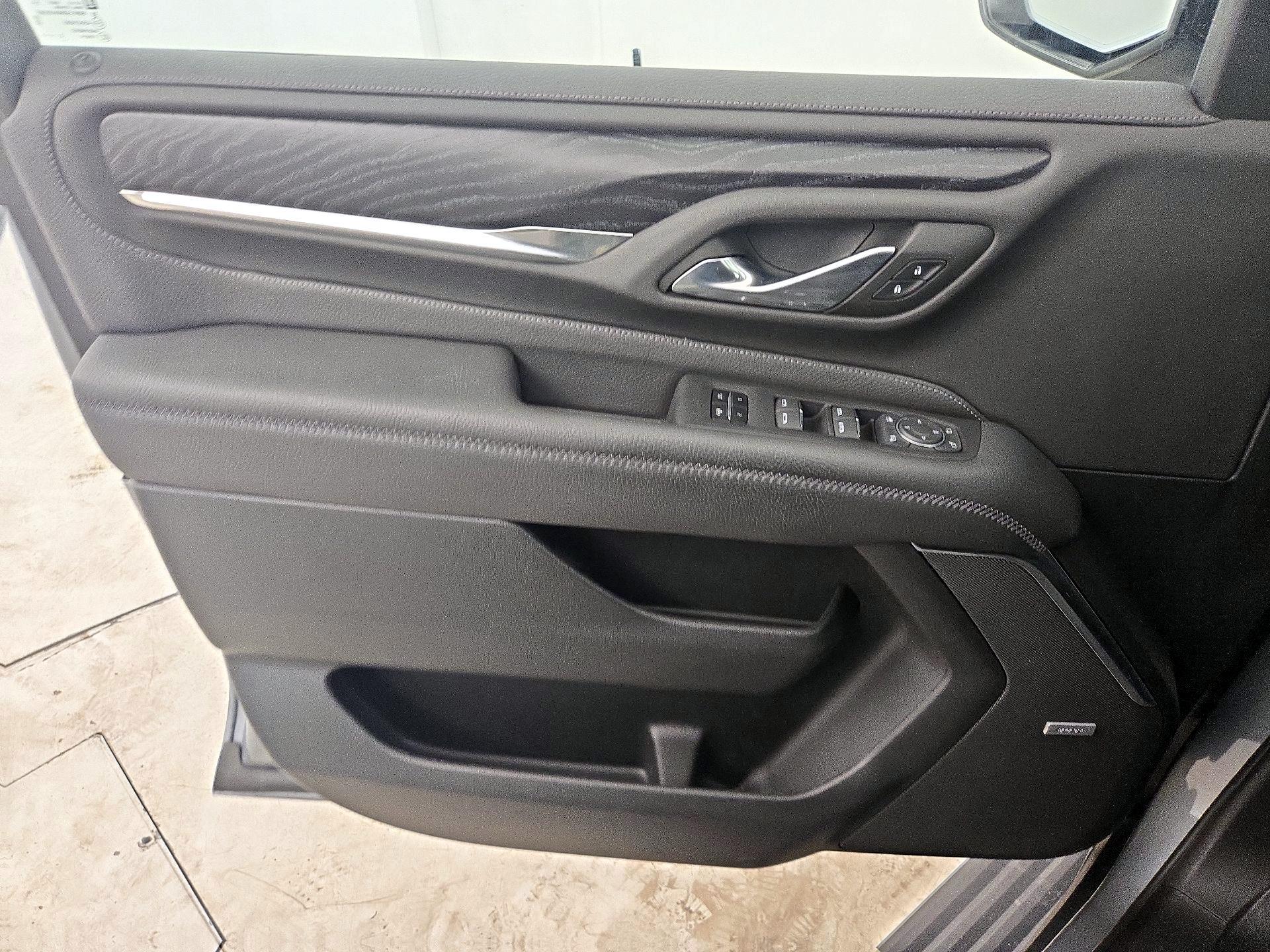 Thumbnail: 2023 GMC Yukon - 12