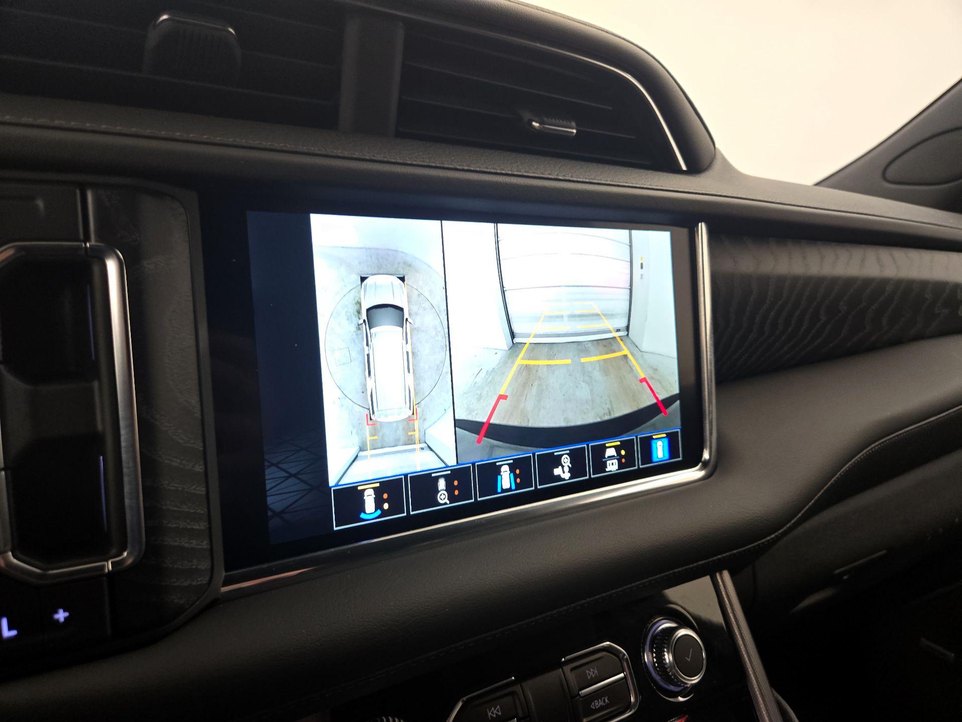 Thumbnail: 2023 GMC Yukon - 14