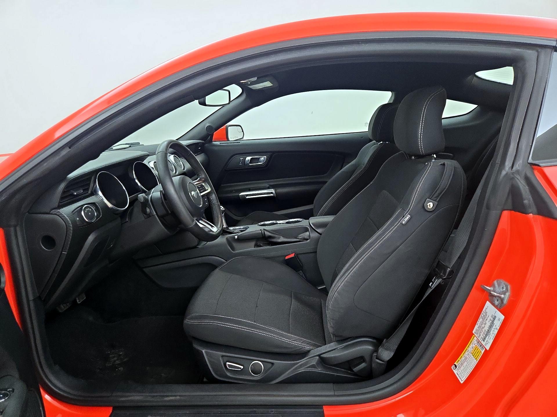 Thumbnail: 2016 Ford Mustang - 11