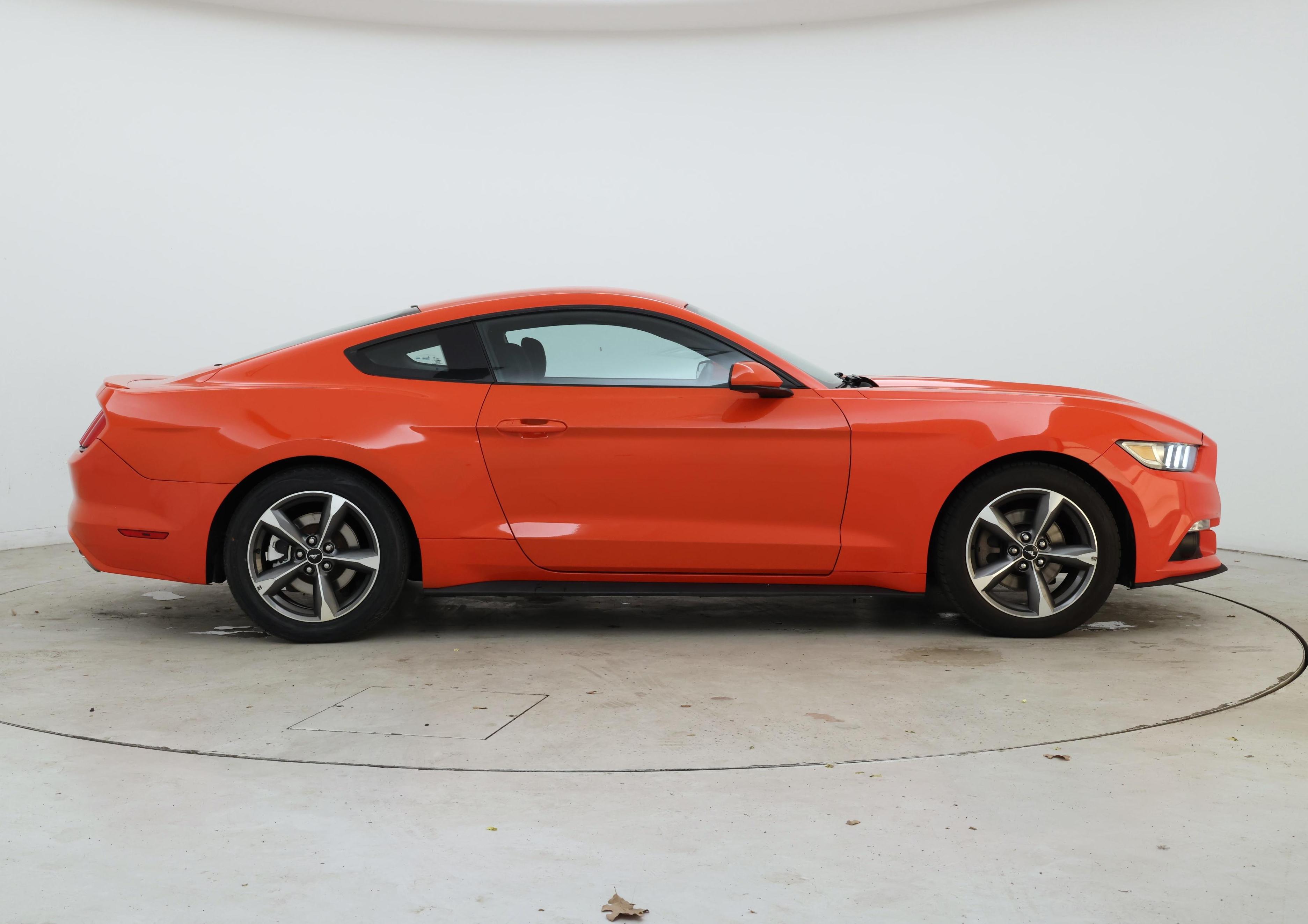 Thumbnail: 2016 Ford Mustang - 7