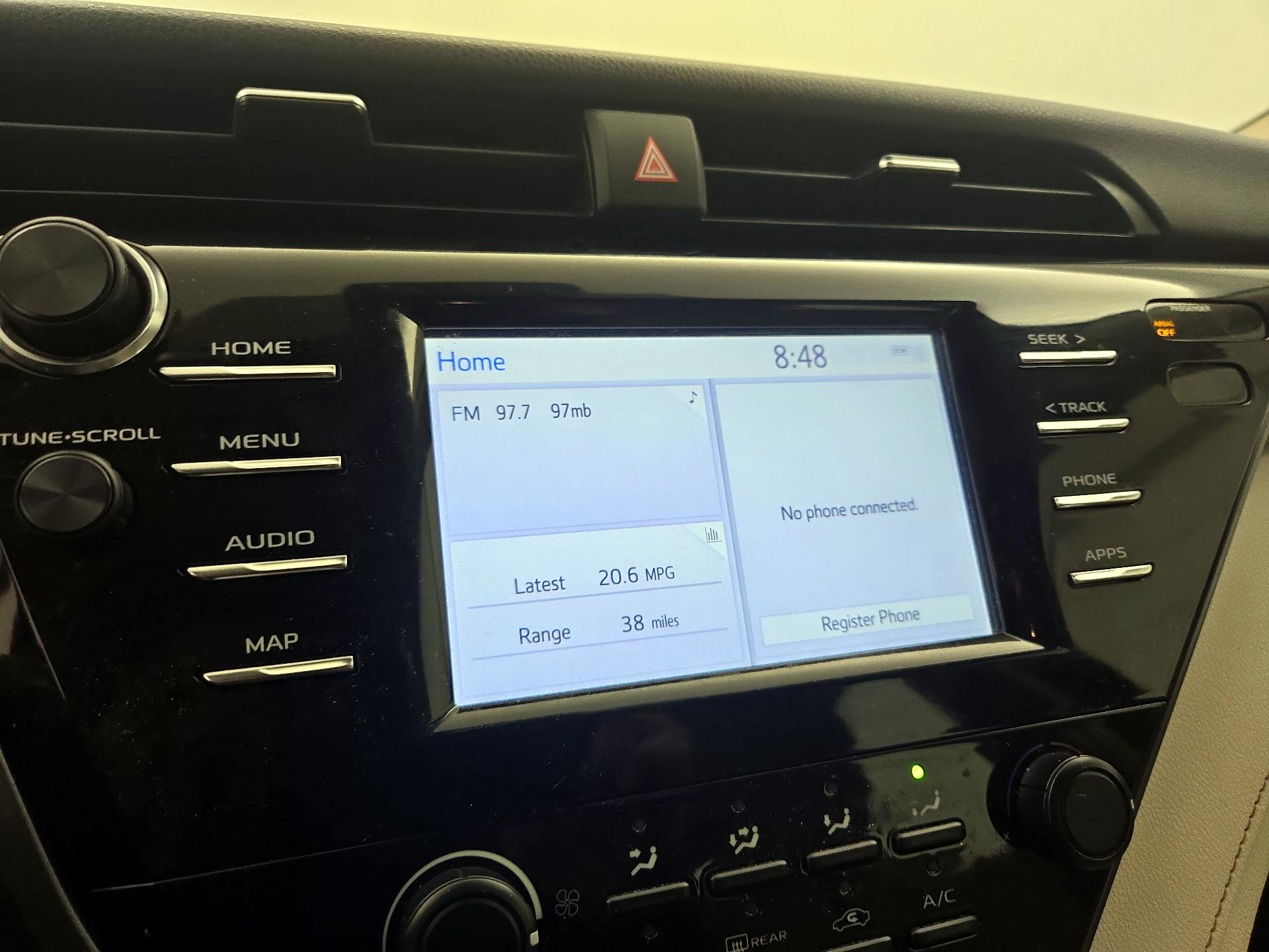 Thumbnail: 2019 Toyota Camry - 15