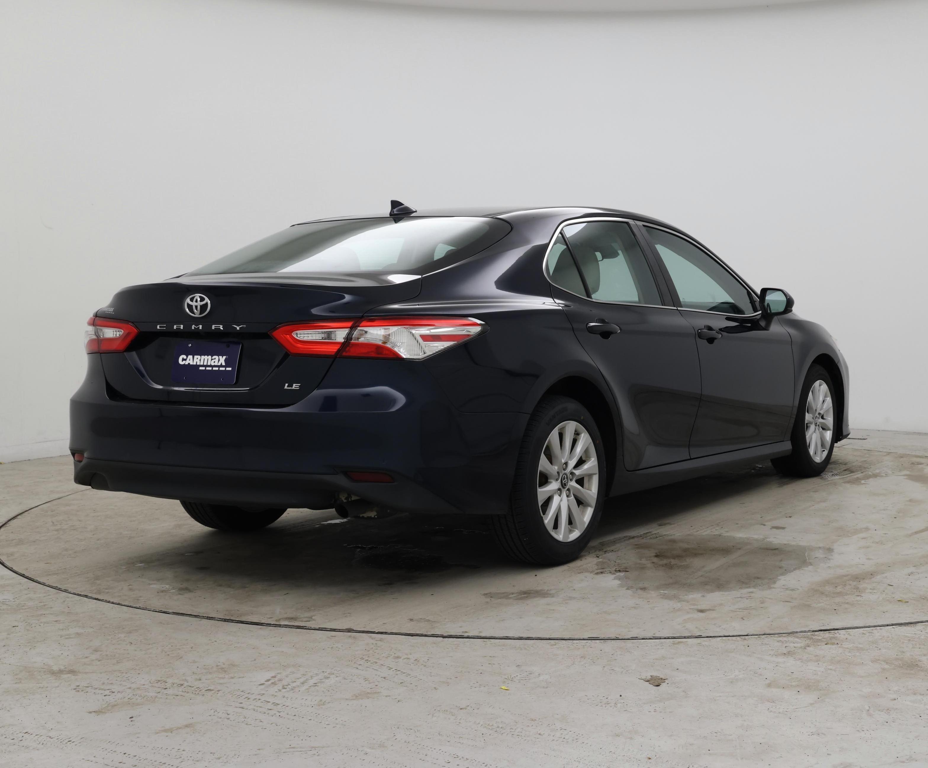 Thumbnail: 2019 Toyota Camry - 8