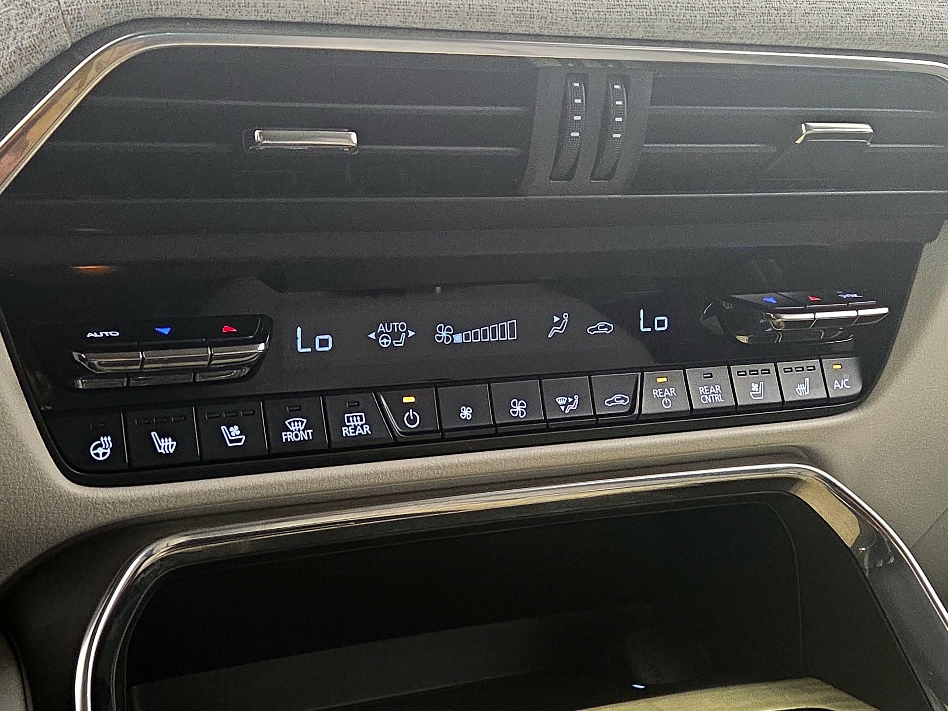 Thumbnail: 2024 Mazda CX-90 - 17