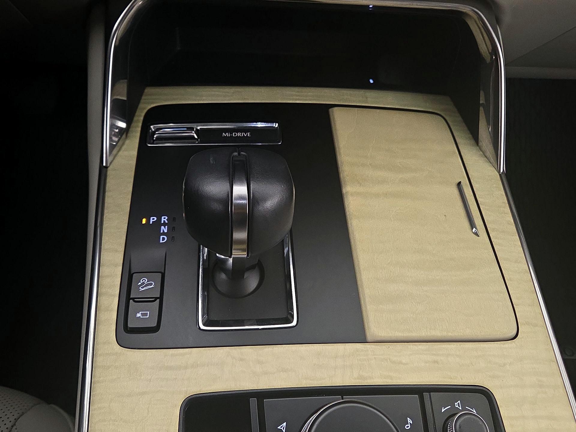 Thumbnail: 2024 Mazda CX-90 - 18