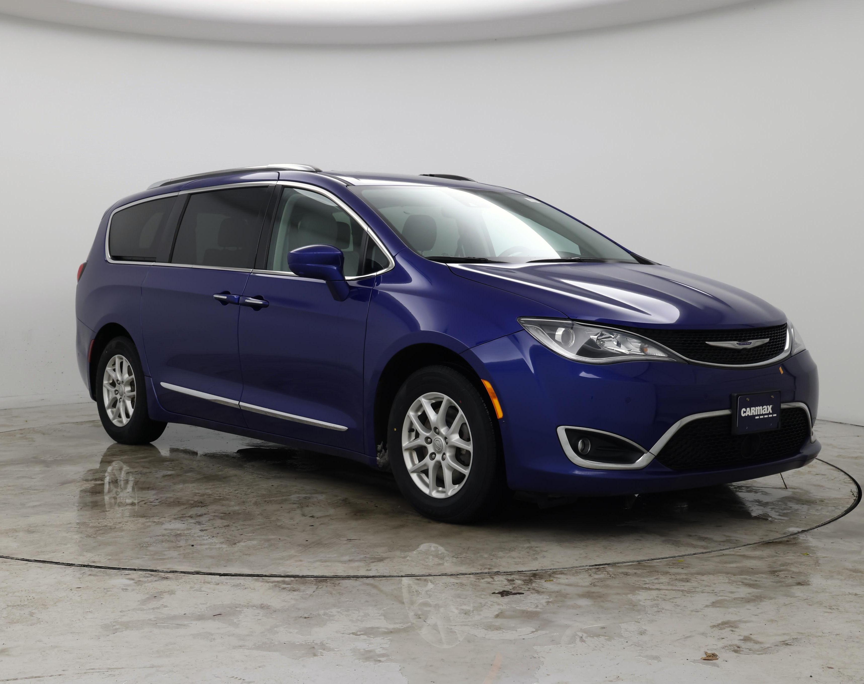 Thumbnail: 2020 Chrysler Pacifica - 5