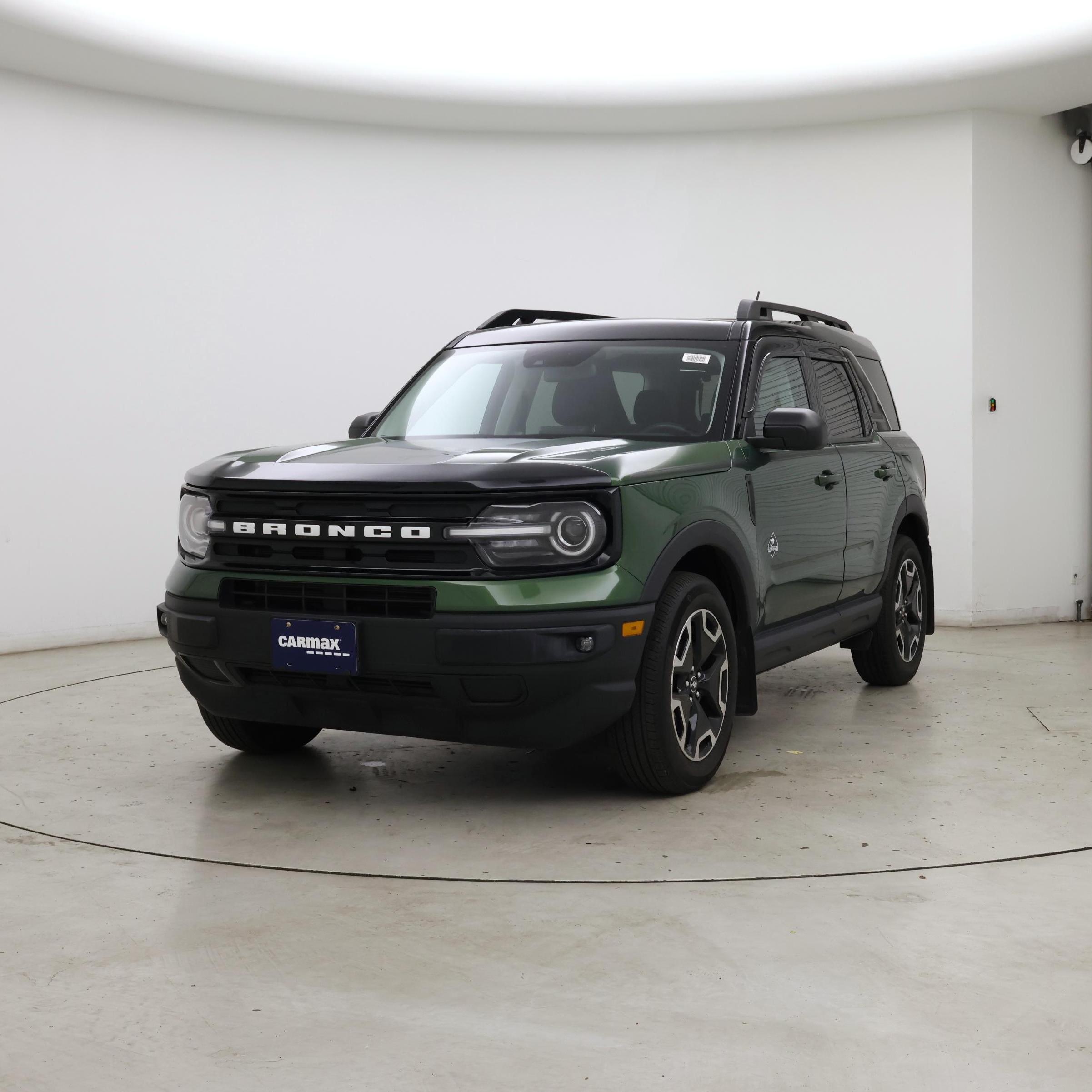 Thumbnail: 2023 Ford Bronco Sport - 4