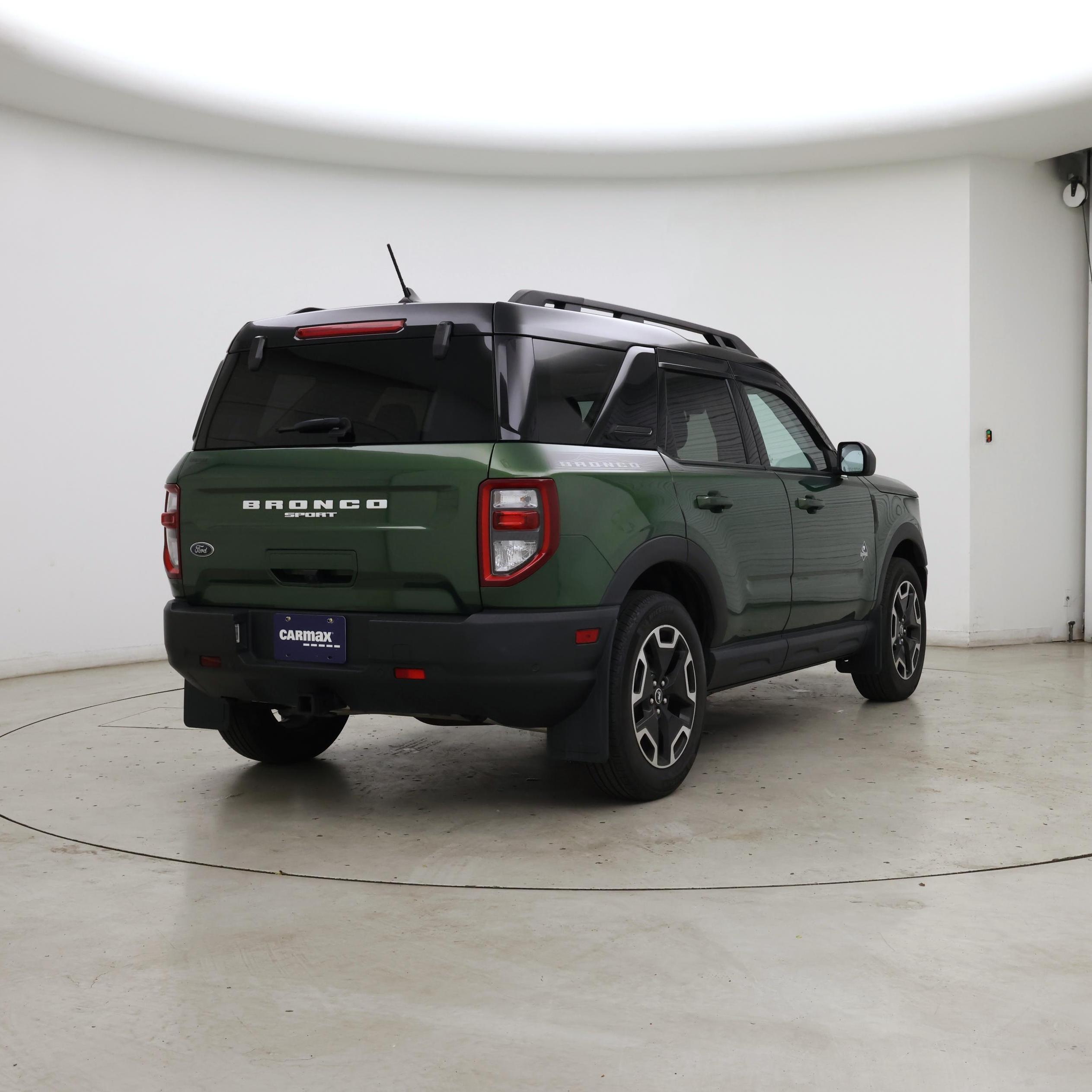Thumbnail: 2023 Ford Bronco Sport - 8
