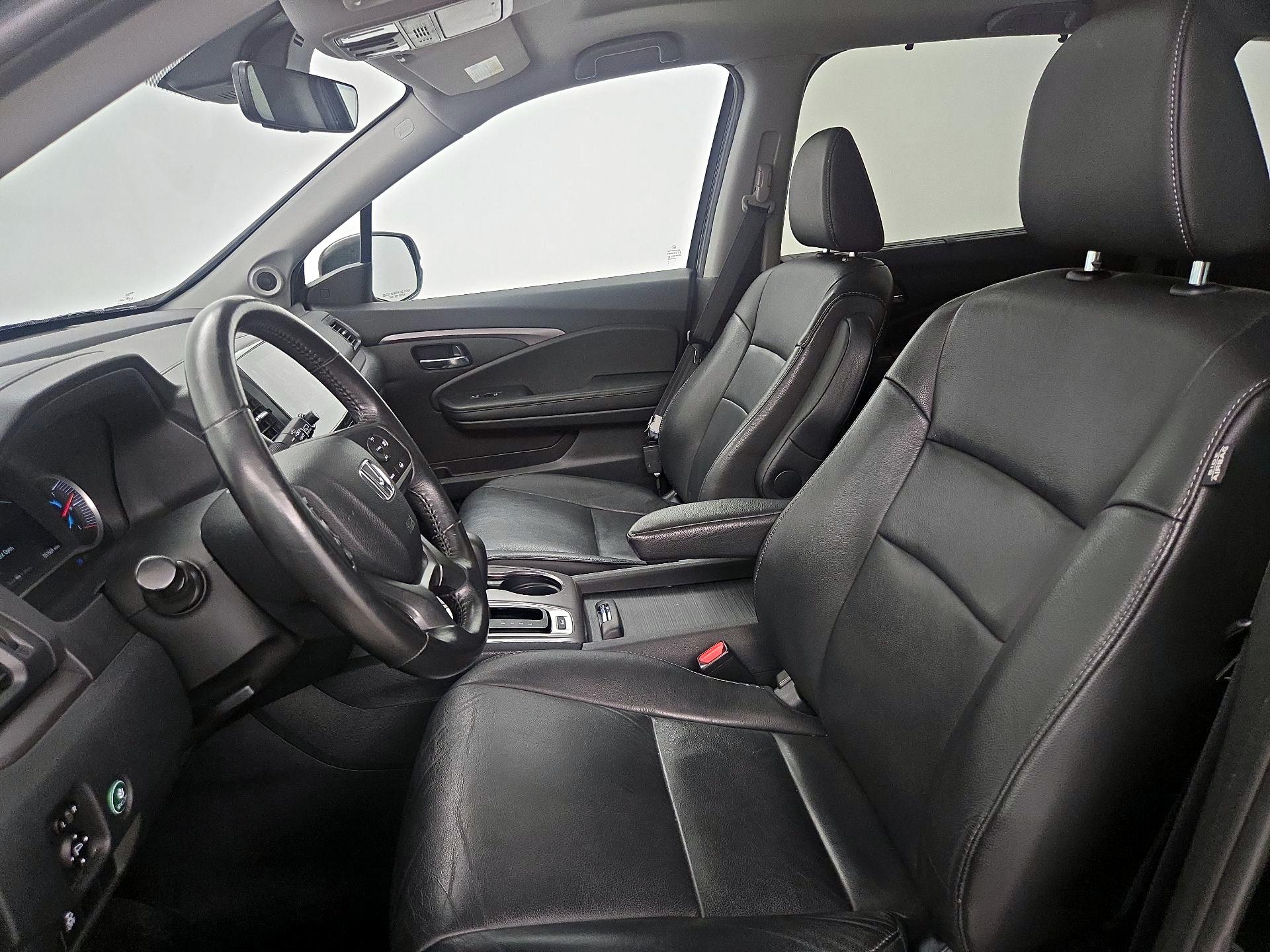 Thumbnail: 2020 Honda Pilot - 11