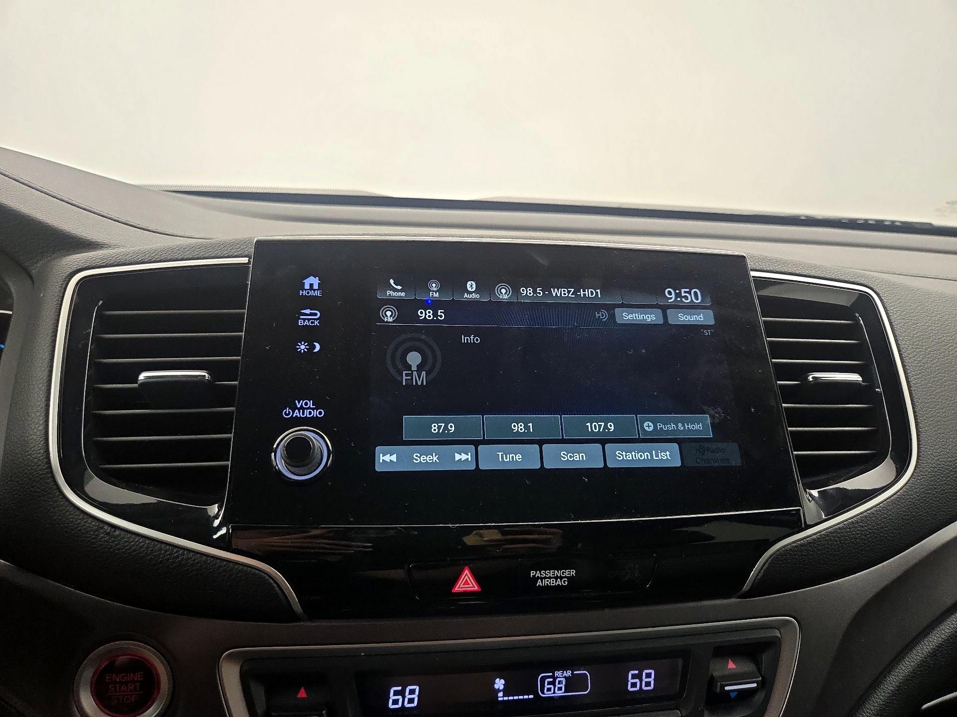 Thumbnail: 2020 Honda Pilot - 15