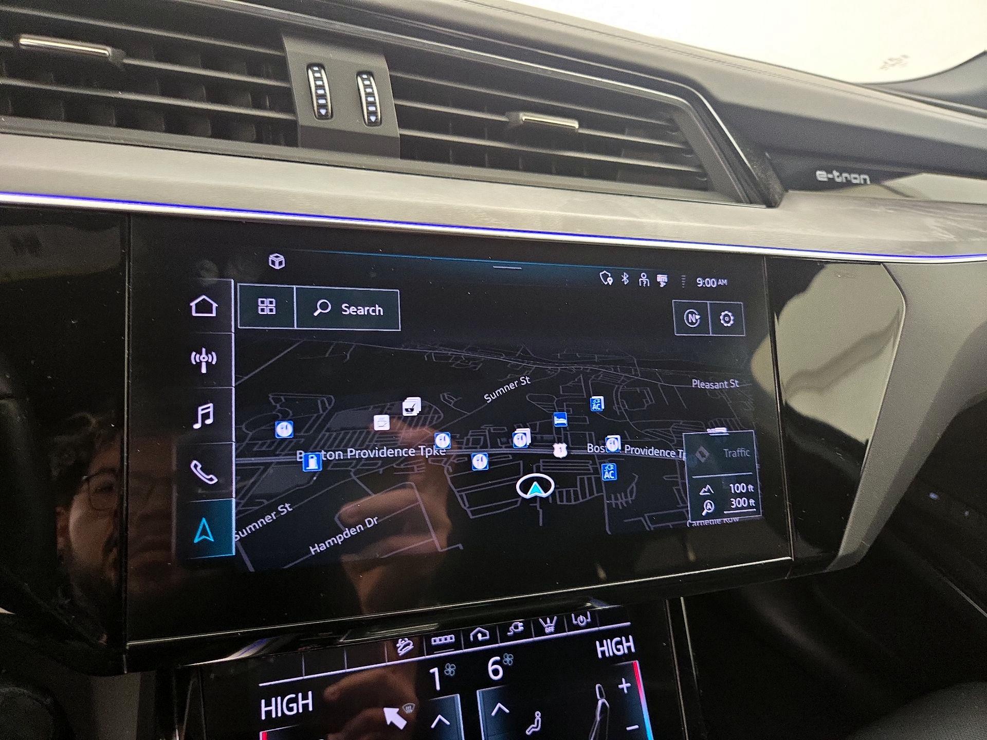 Thumbnail: 2023 Audi e-tron - 14