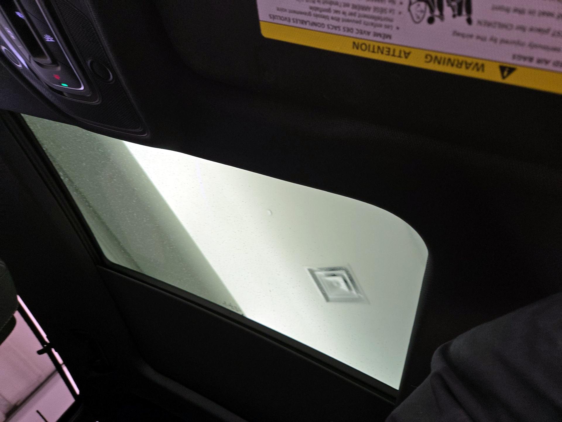 Thumbnail: 2023 Audi e-tron - 20