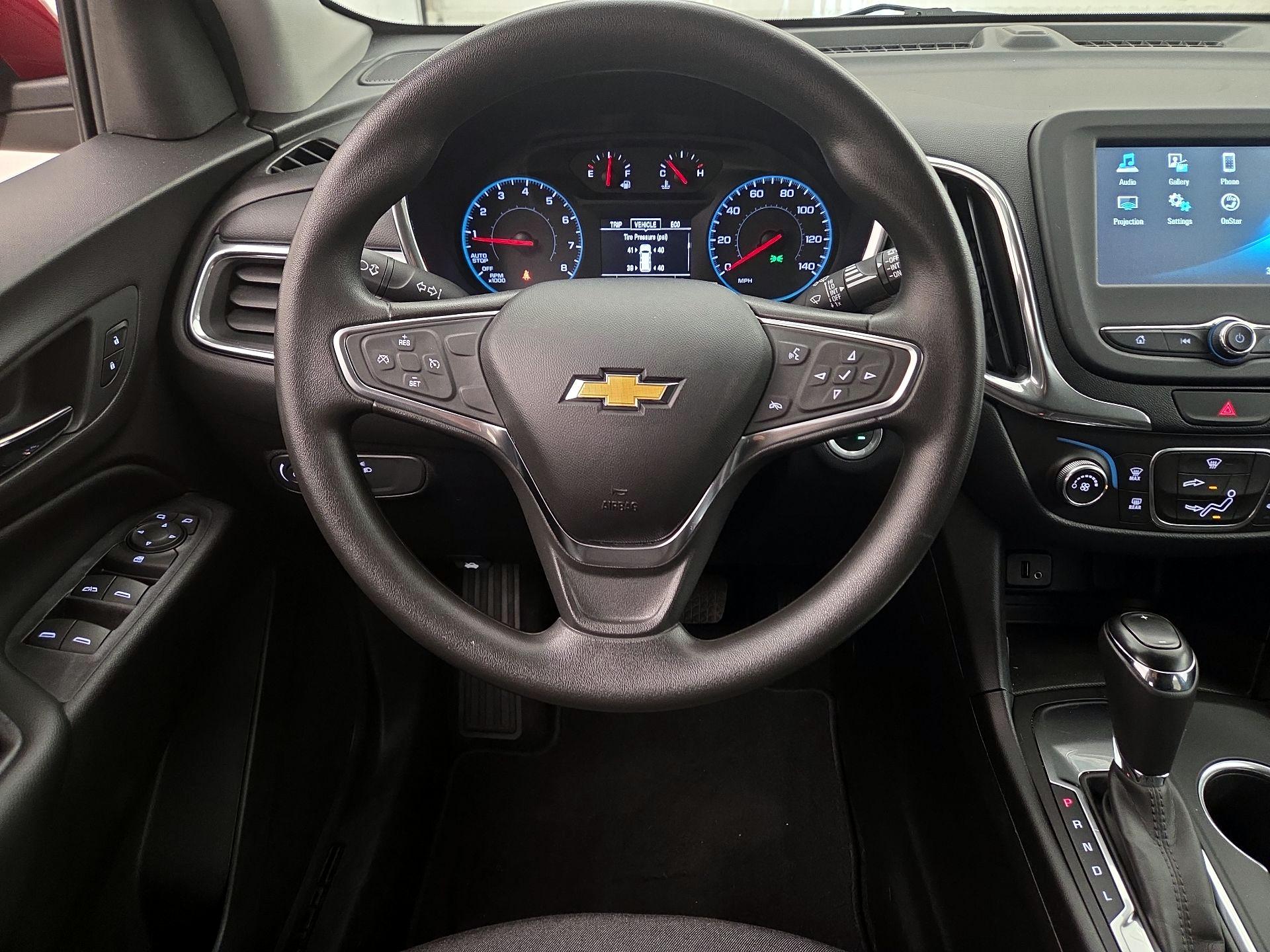 Thumbnail: 2018 Chevrolet Equinox - 10