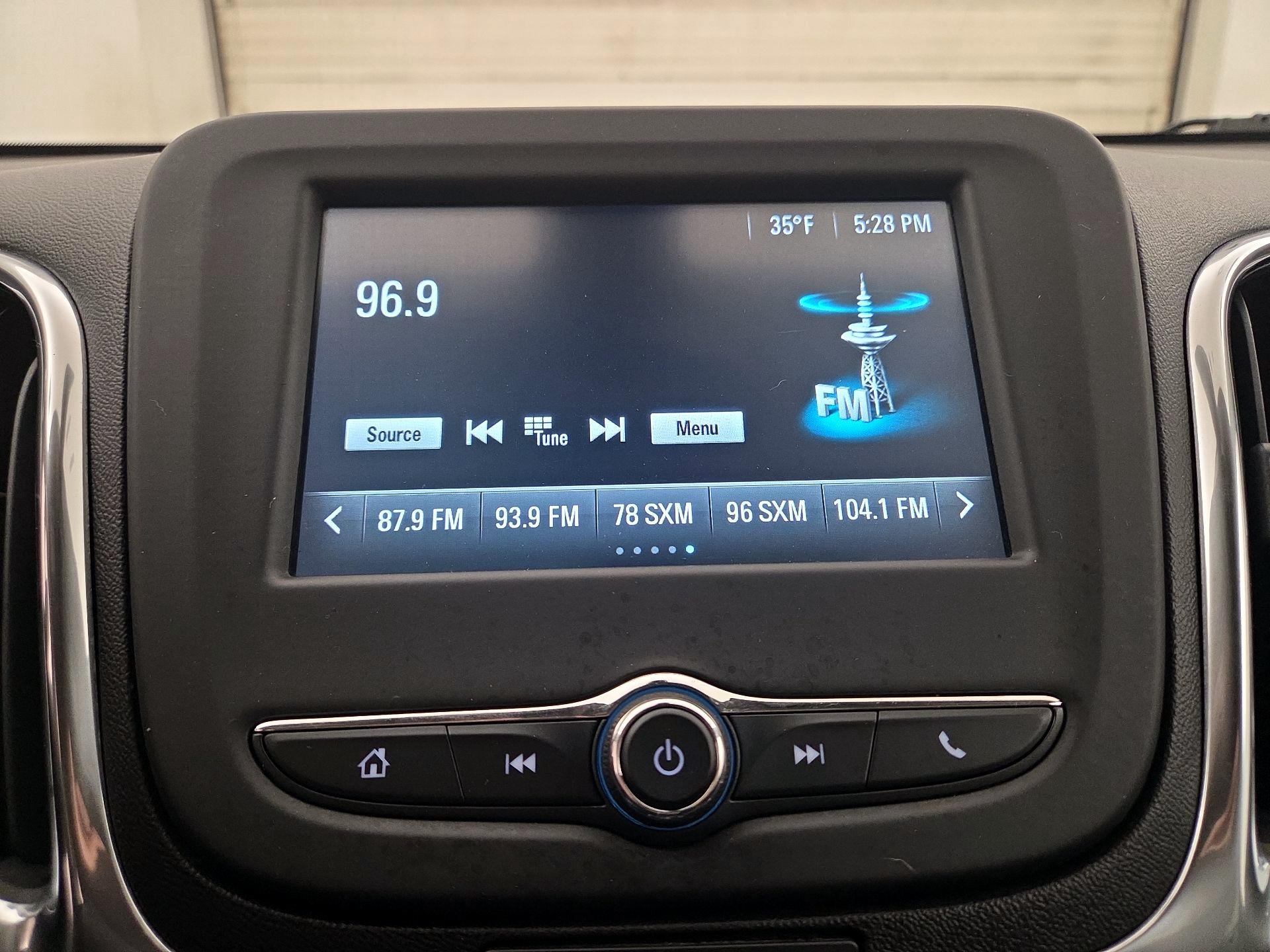 Thumbnail: 2018 Chevrolet Equinox - 15