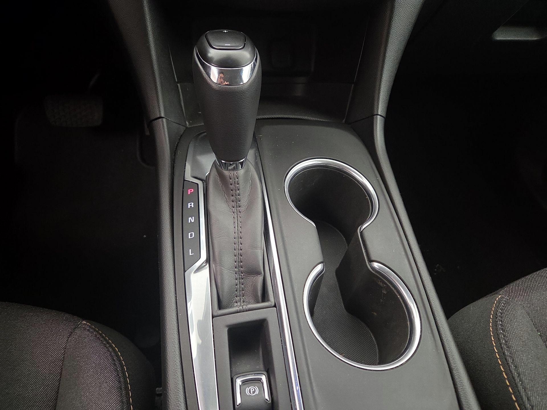 Thumbnail: 2018 Chevrolet Equinox - 17