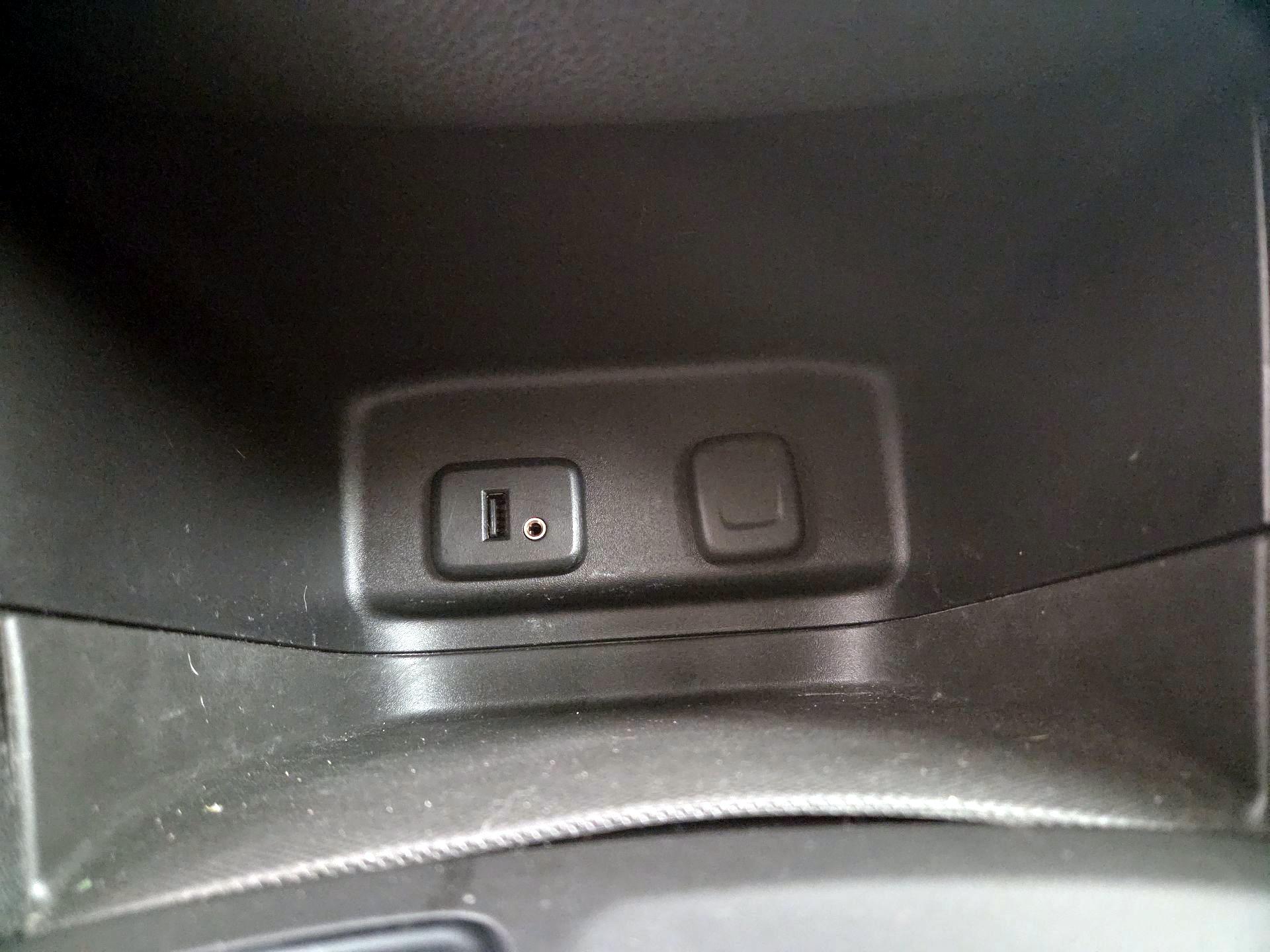 Thumbnail: 2018 Chevrolet Equinox - 18