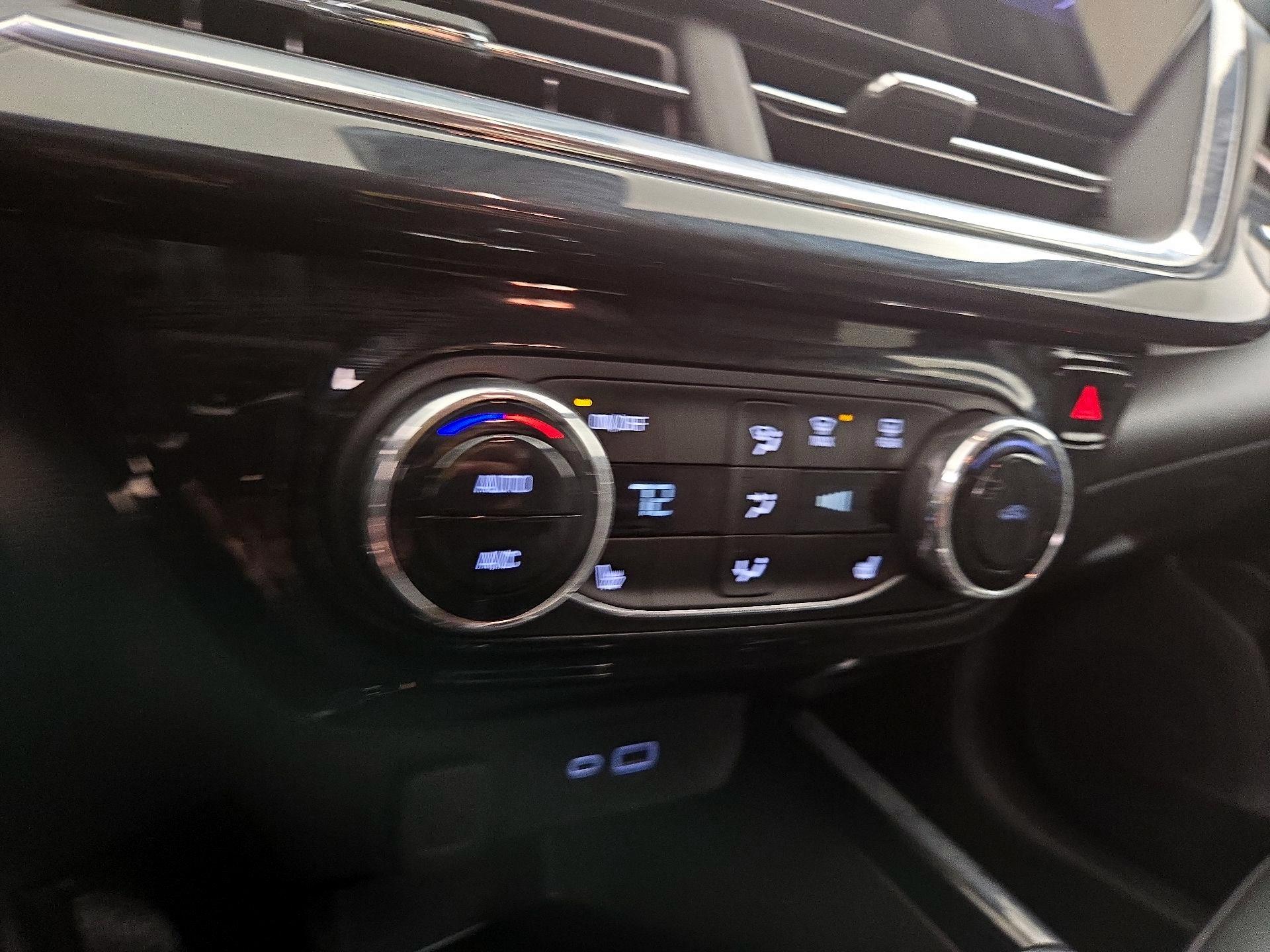 Thumbnail: 2025 Chevrolet Trax - 16