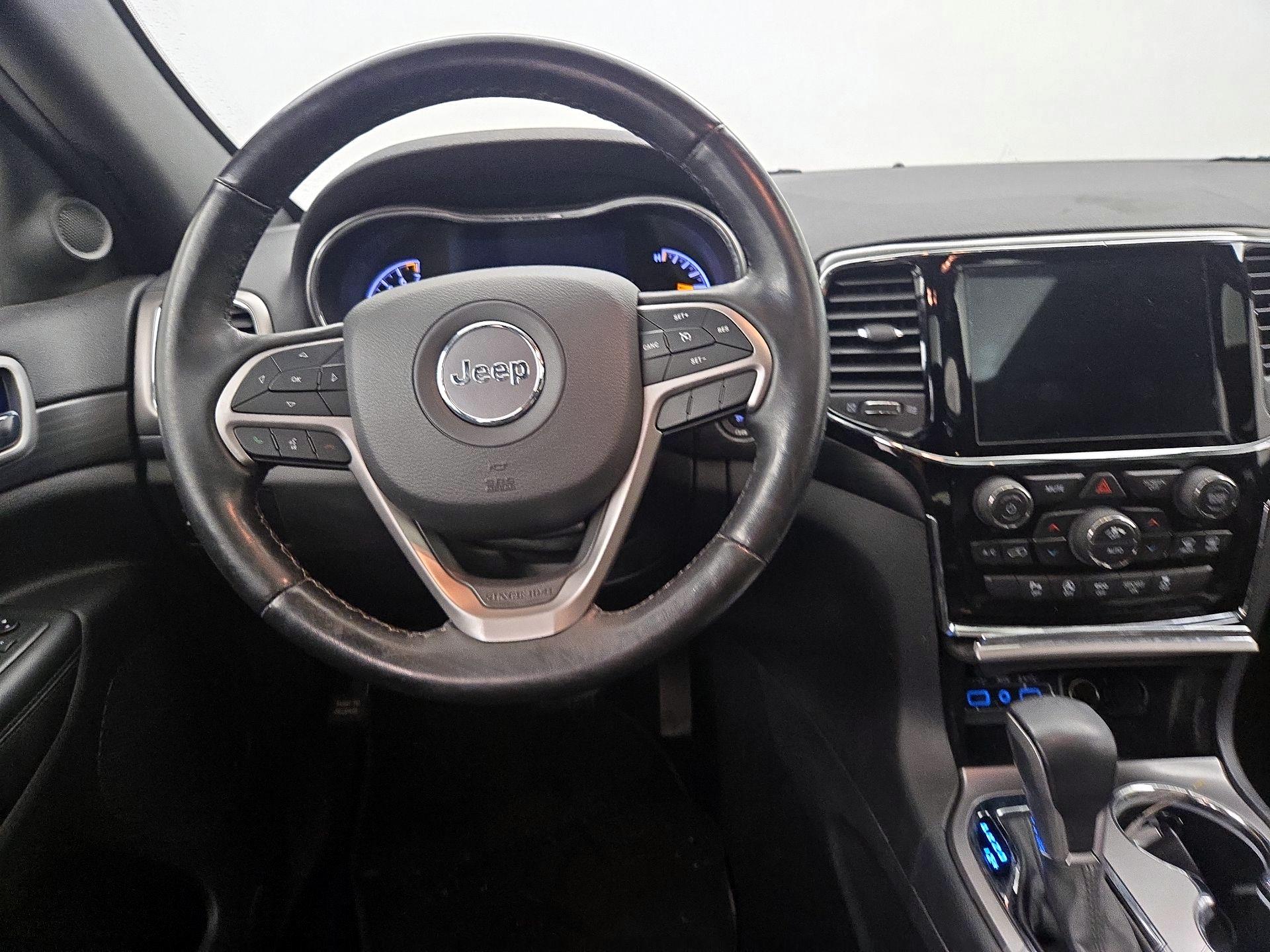 Thumbnail: 2020 Jeep Grand Cherokee - 10