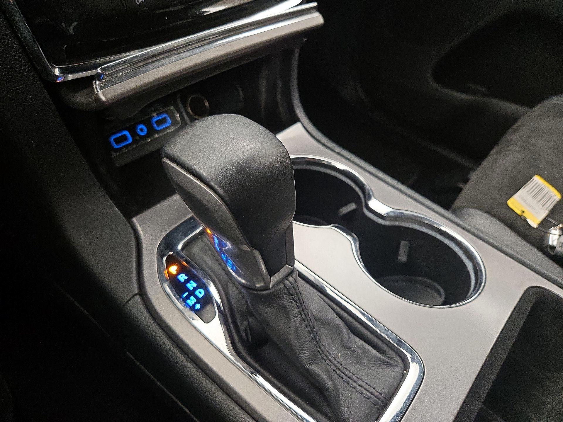 Thumbnail: 2020 Jeep Grand Cherokee - 17