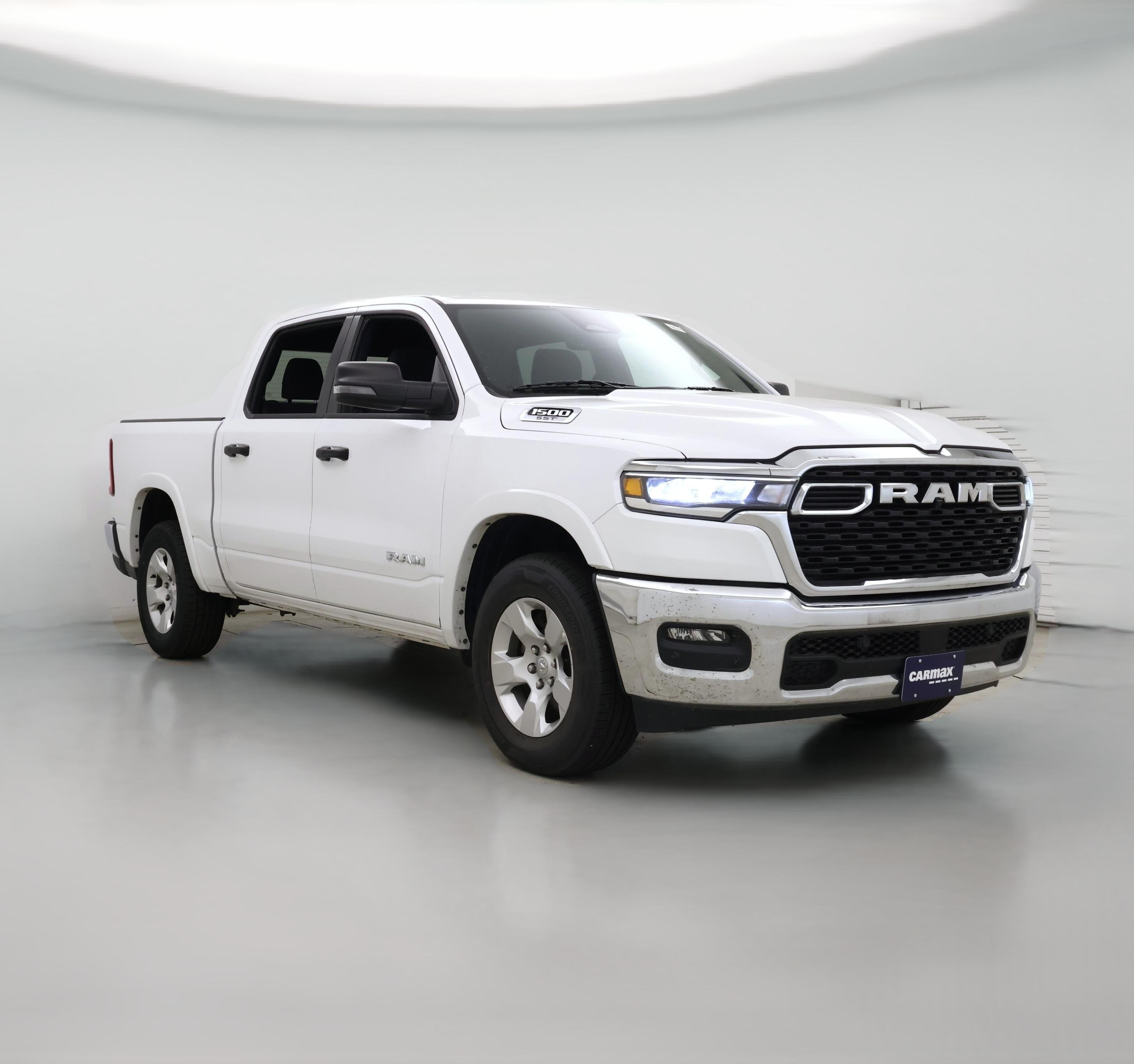 Thumbnail: 2025 RAM 1500 - 1