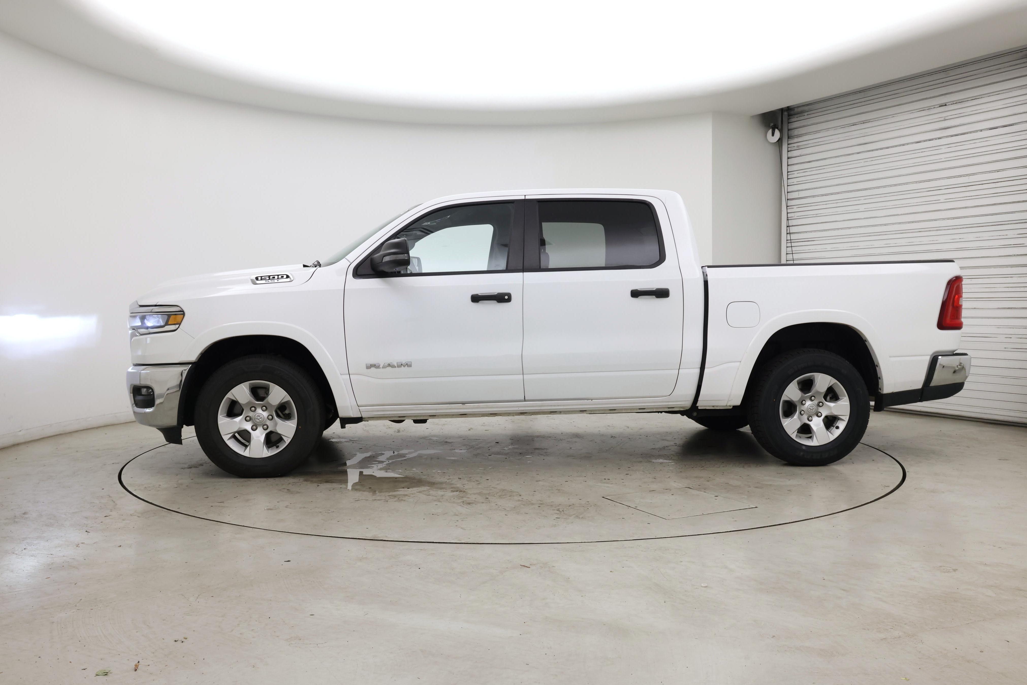 Thumbnail: 2025 RAM 1500 - 3