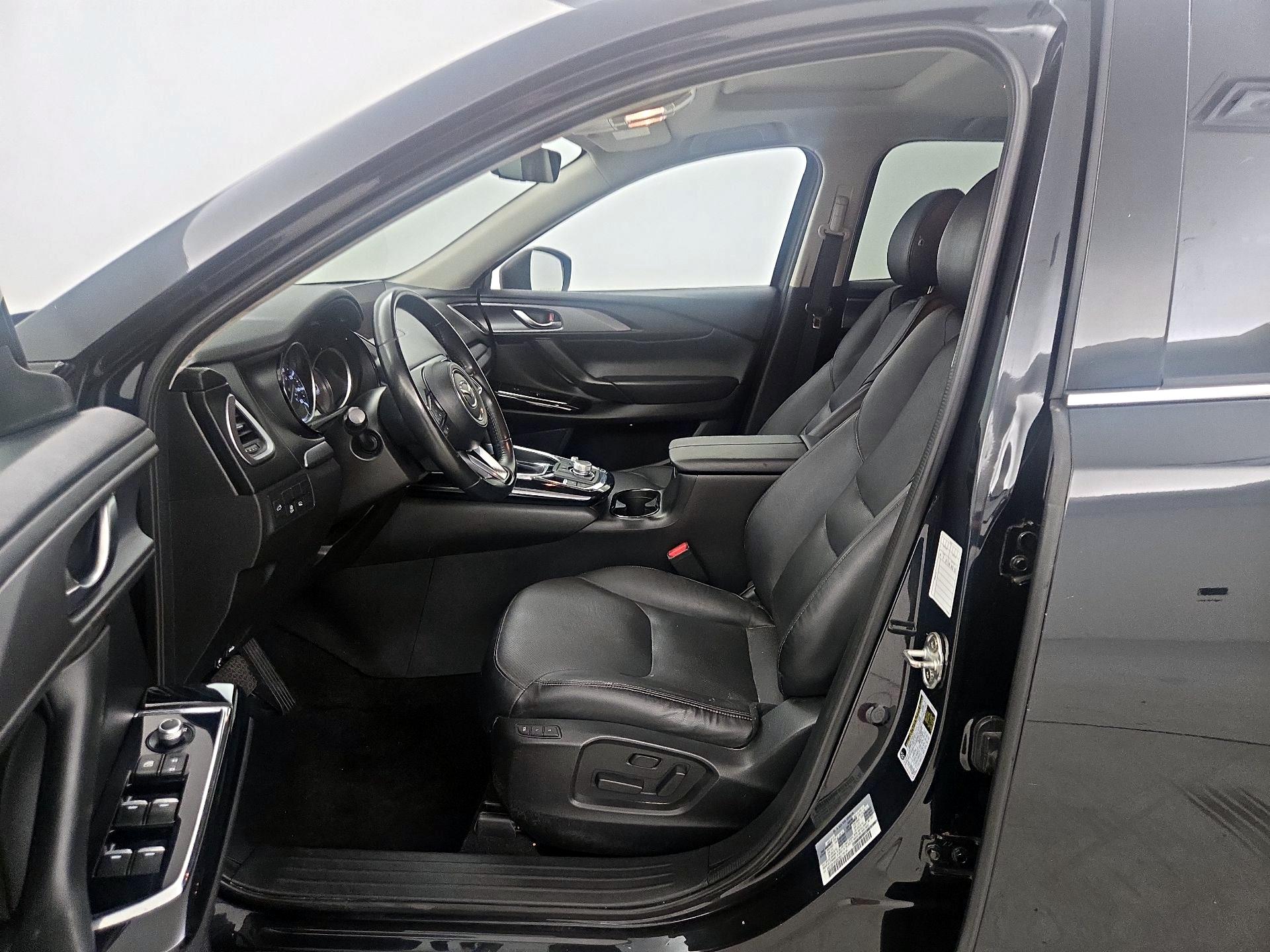 Thumbnail: 2023 Mazda CX-9 - 11
