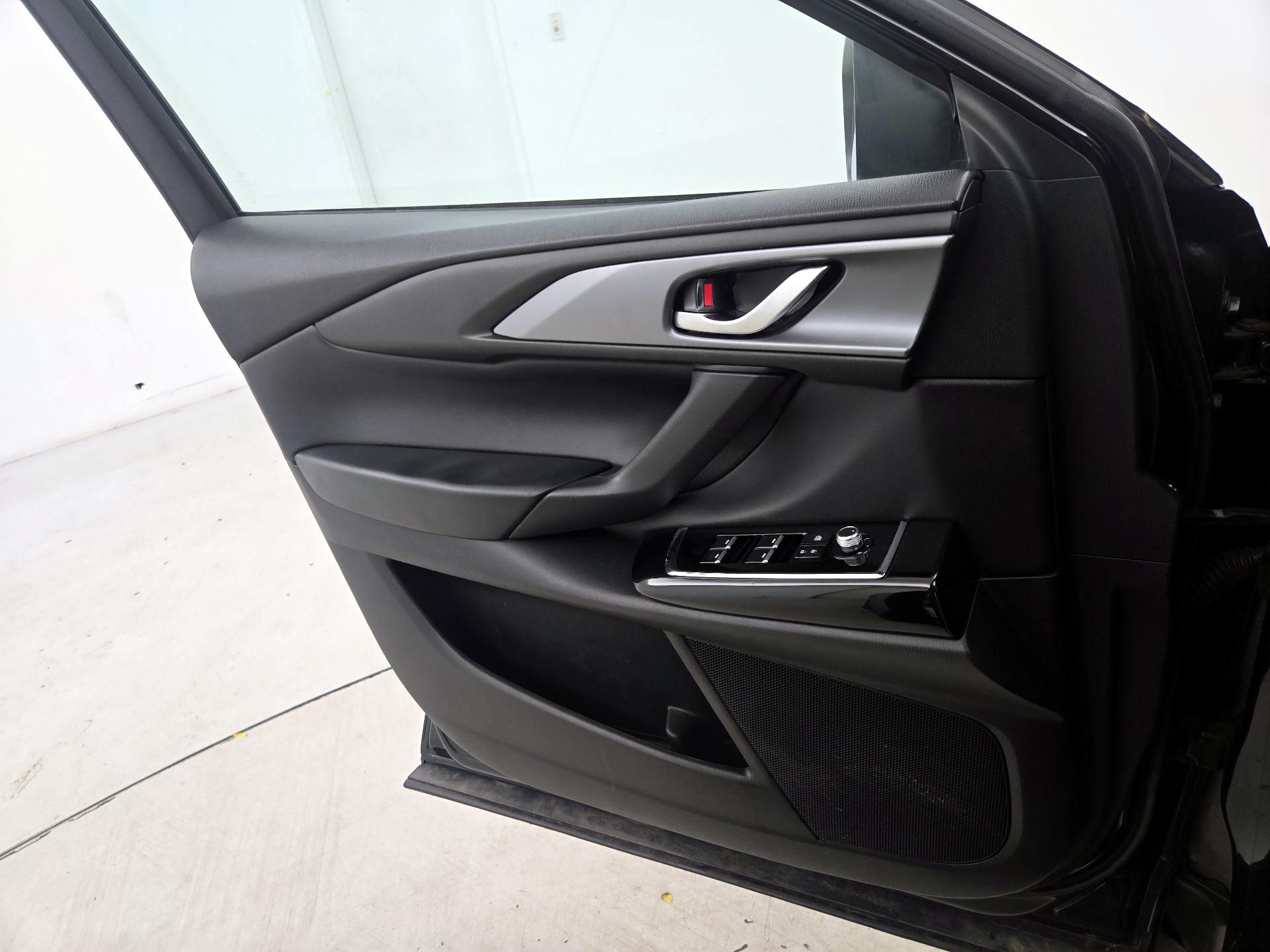 Thumbnail: 2023 Mazda CX-9 - 12