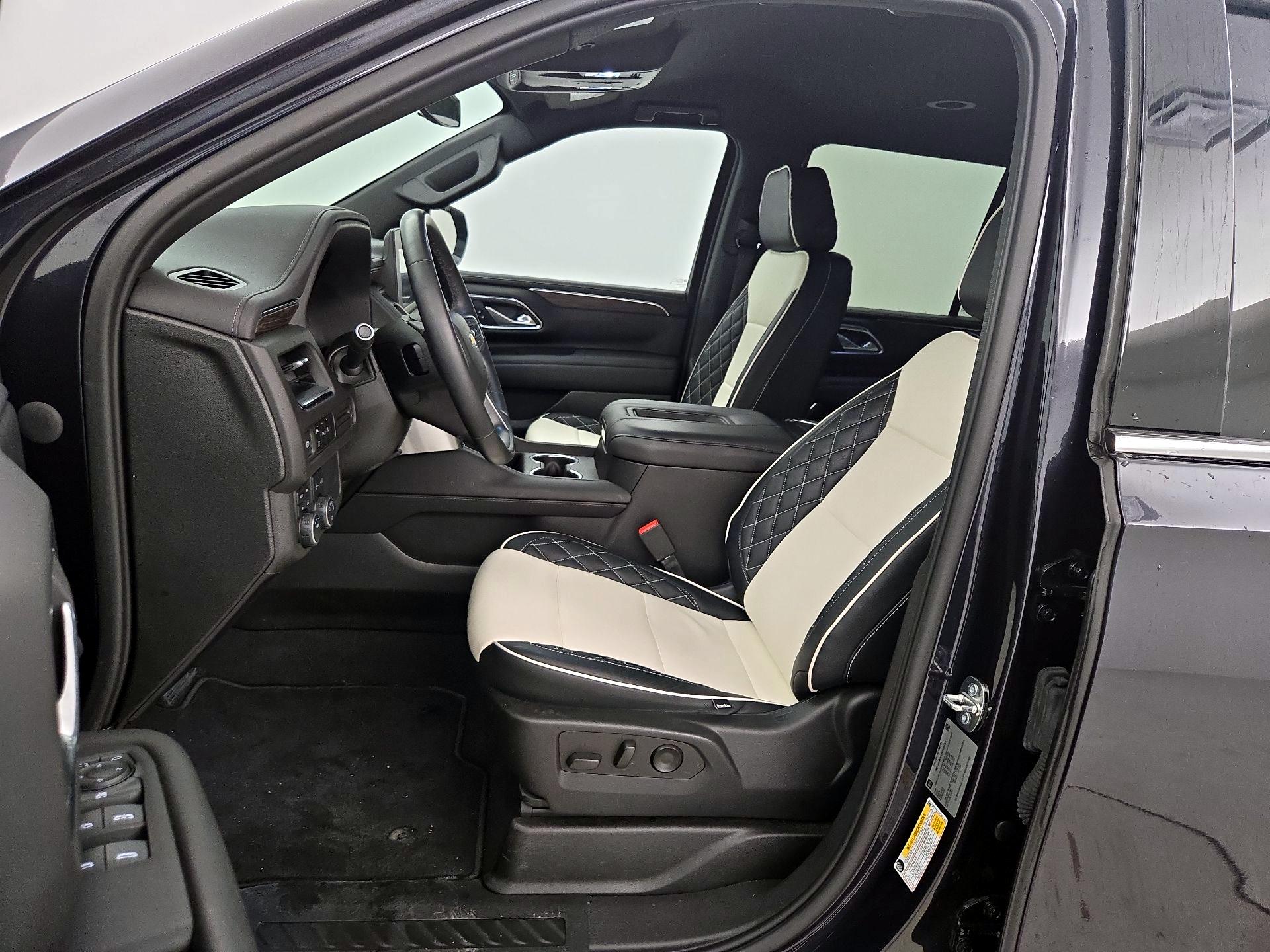 Thumbnail: 2023 Chevrolet Tahoe - 11