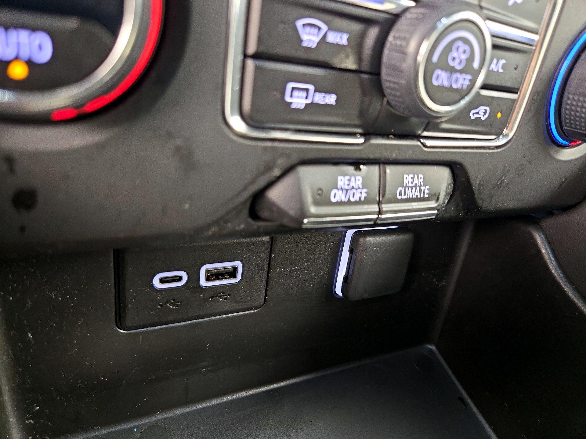 Thumbnail: 2023 Chevrolet Tahoe - 18