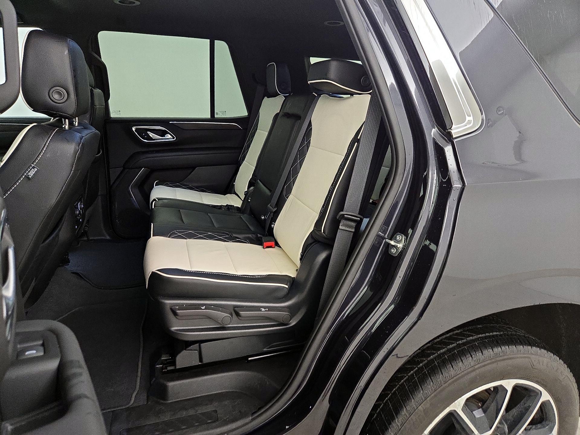 Thumbnail: 2023 Chevrolet Tahoe - 19